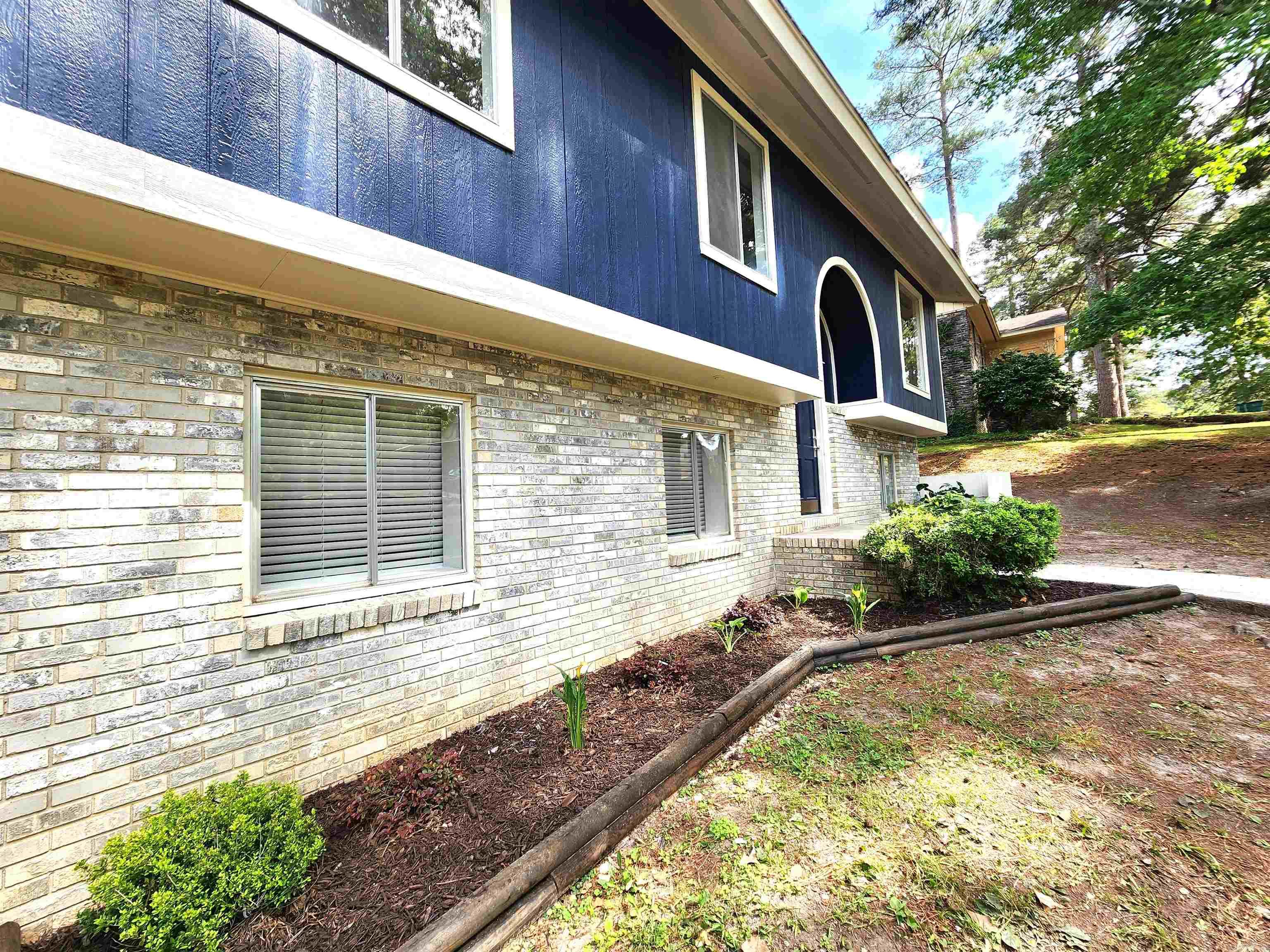 203 Tanglewood  El Dorado, AR