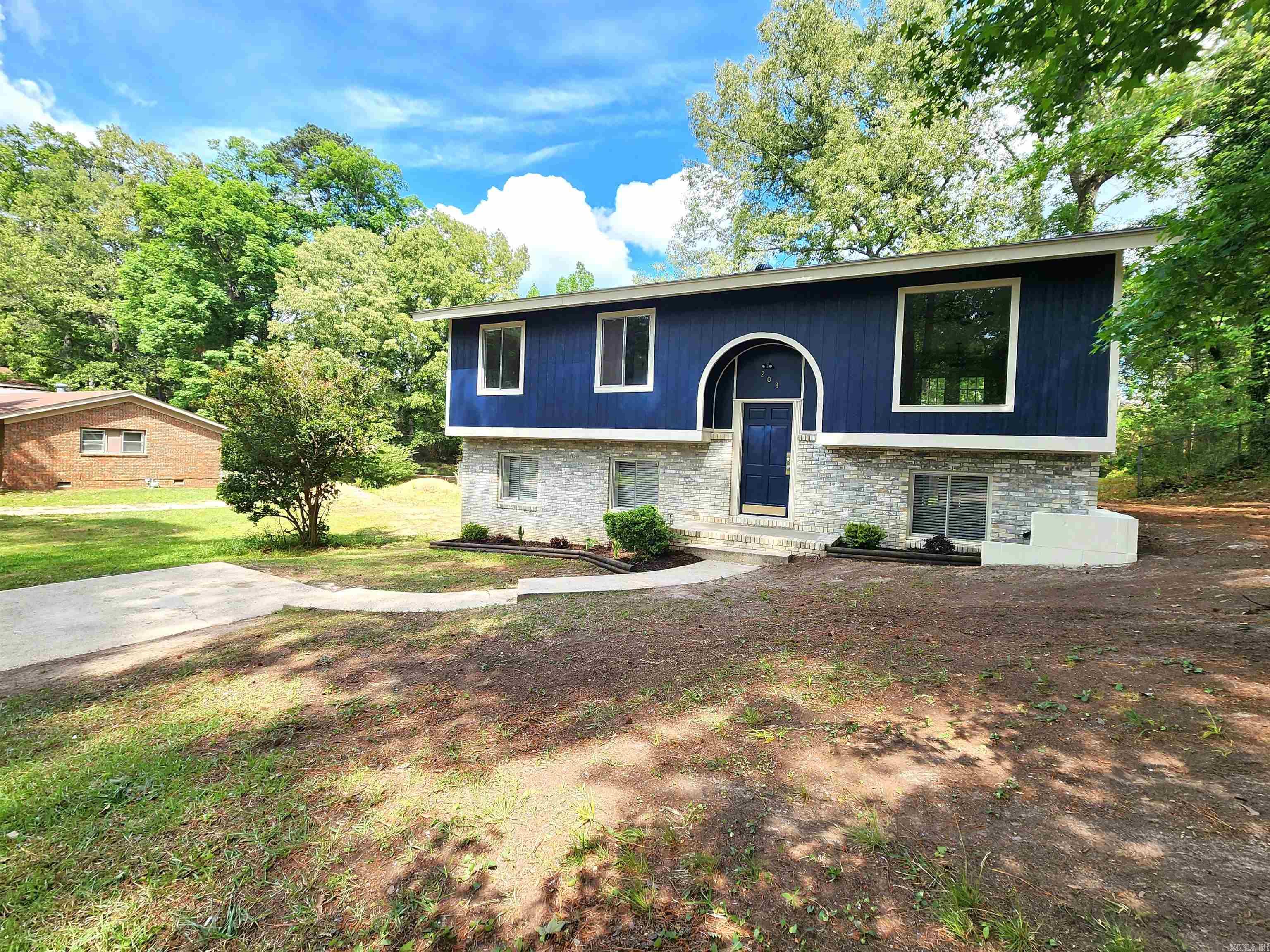 203 Tanglewood  El Dorado, AR