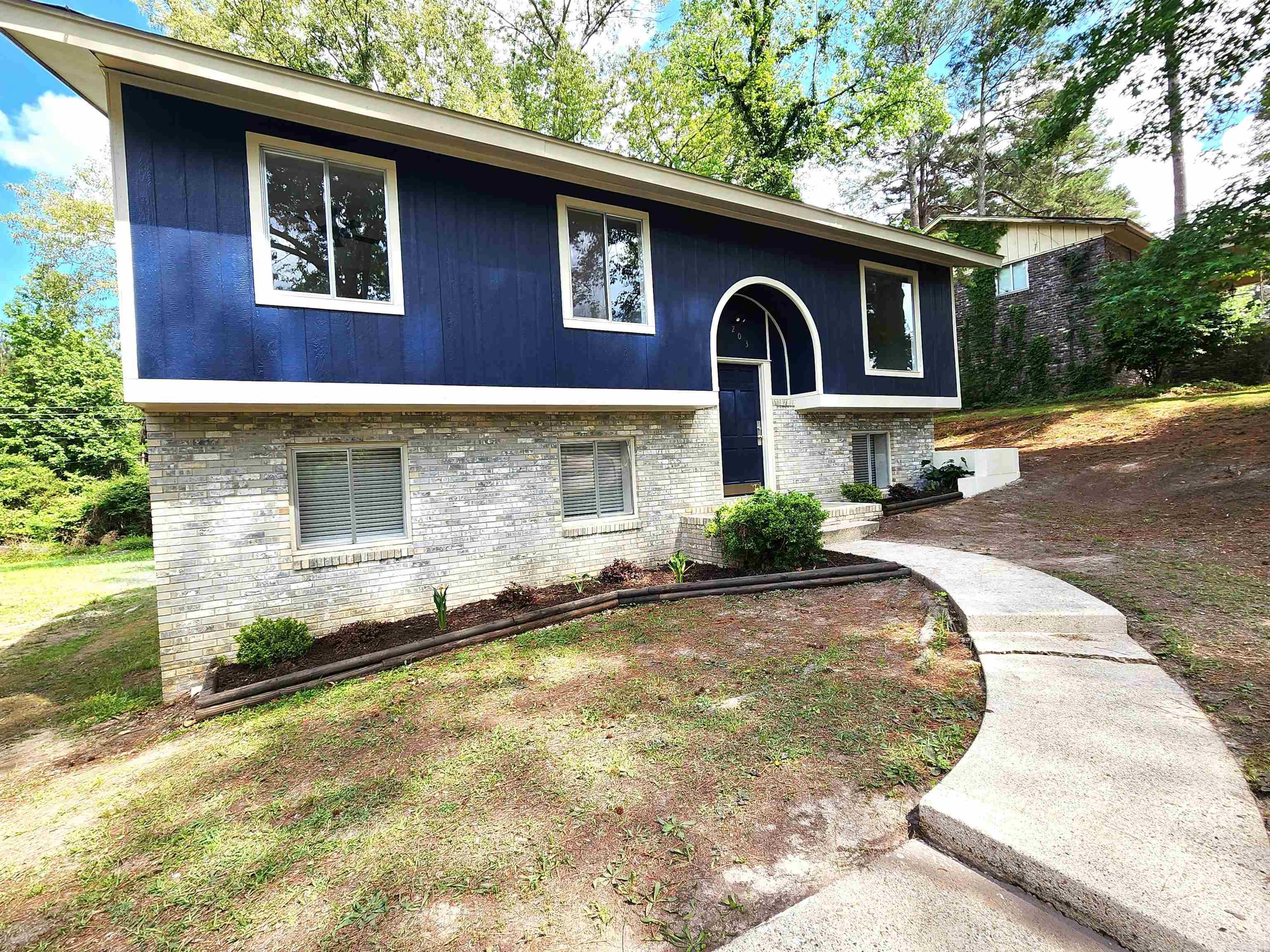 203 Tanglewood  El Dorado, AR