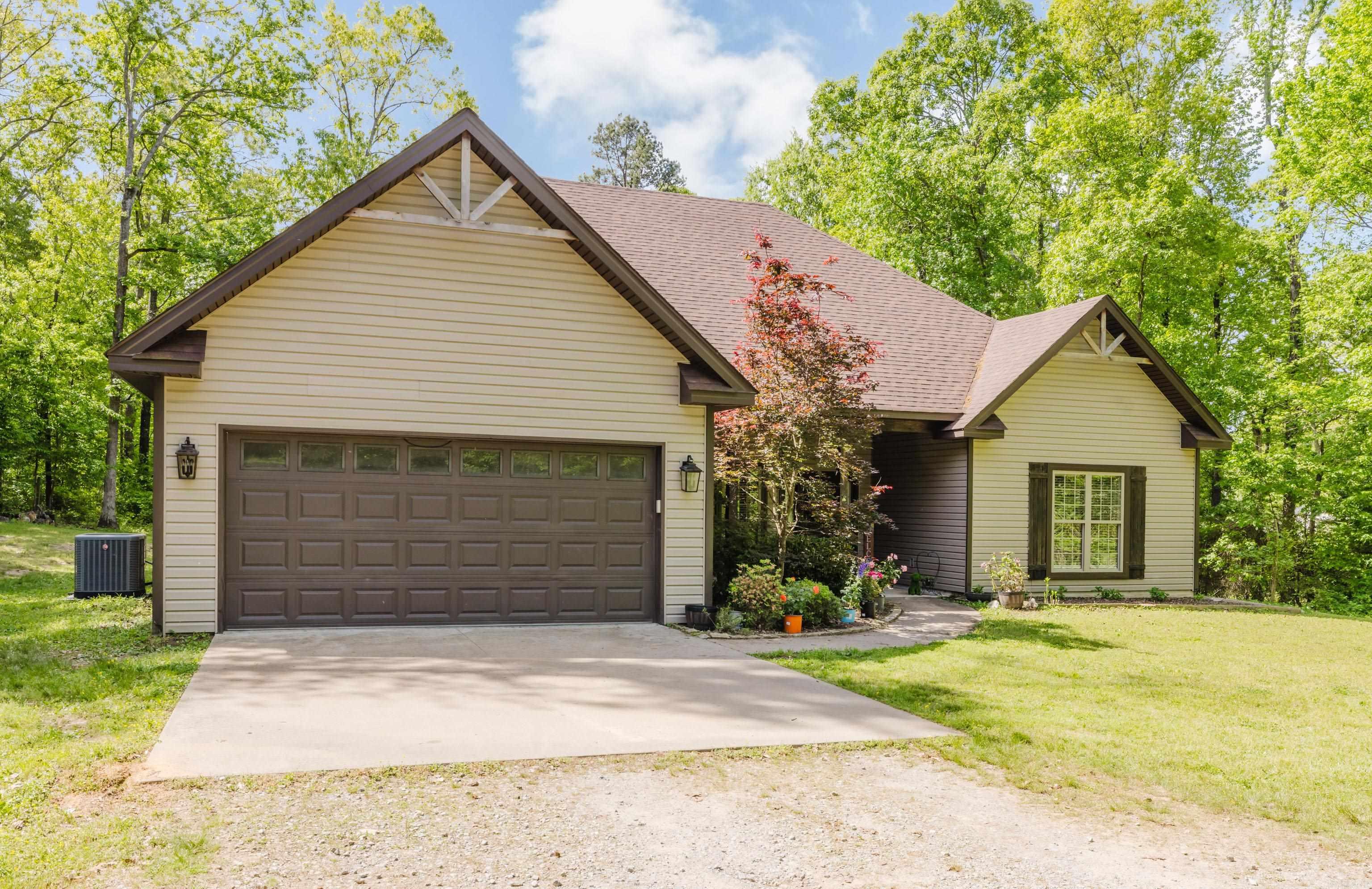 10676 Hinds Rd  Benton, AR