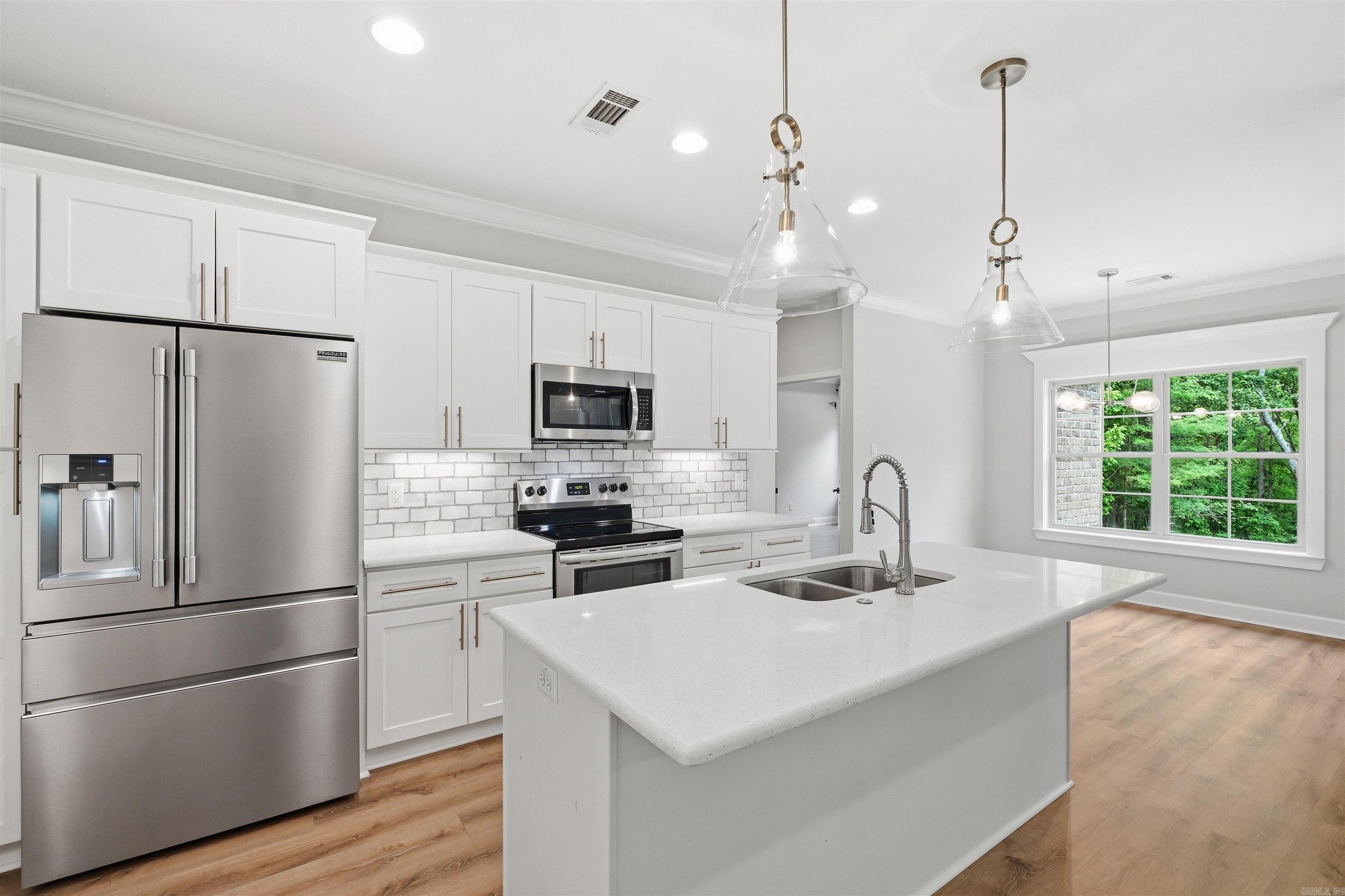 7216 Overspring  Alexander, AR