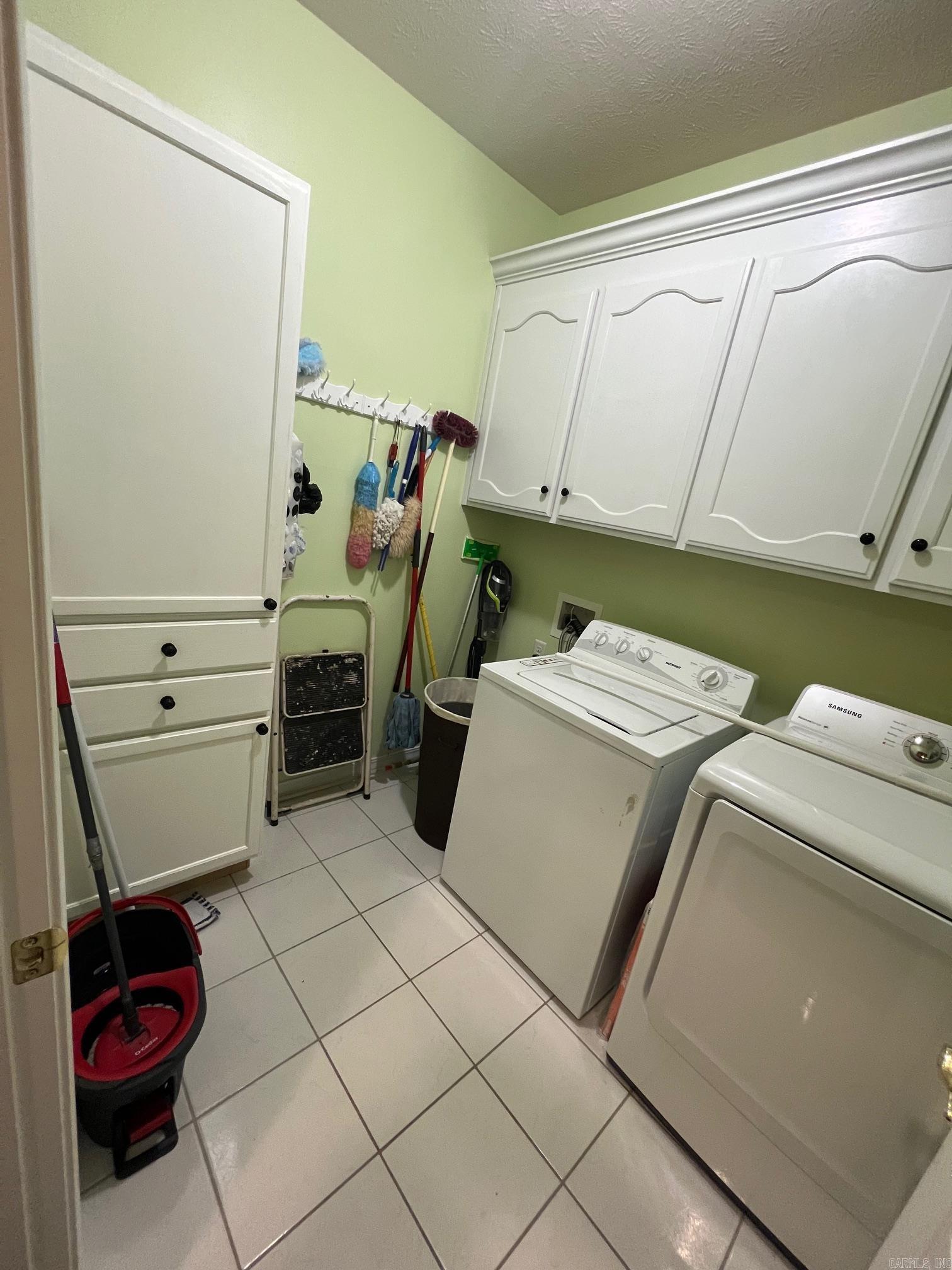 1707 Holloway  Morrilton, AR