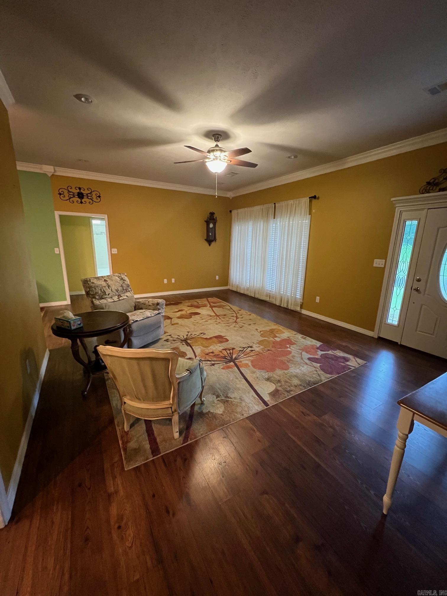 1707 Holloway  Morrilton, AR