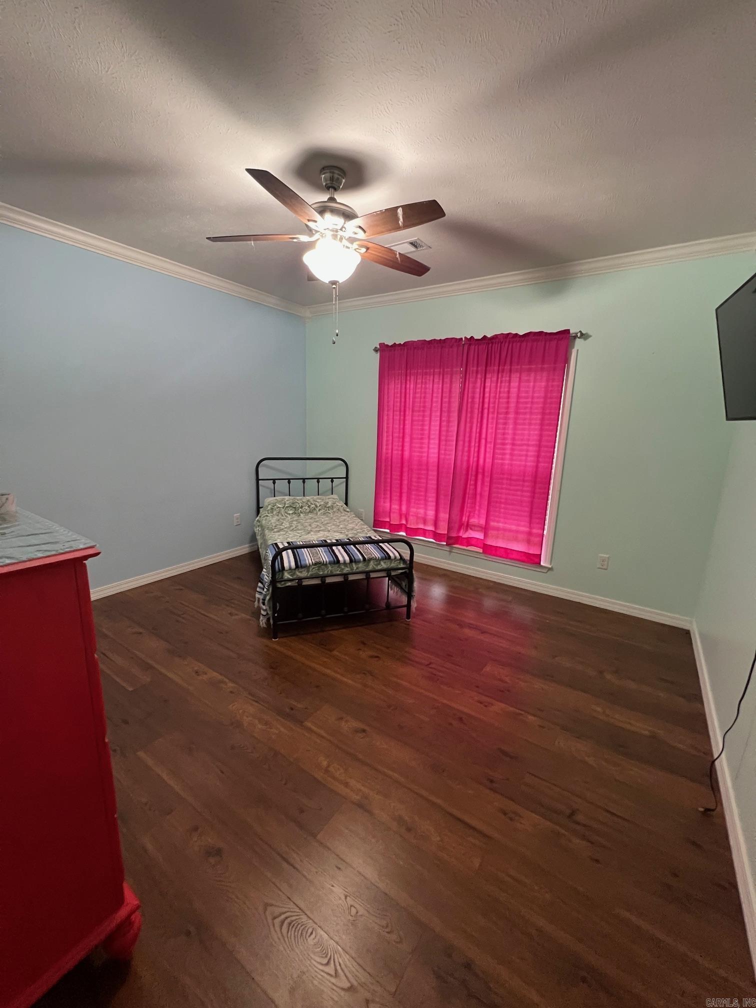 1707 Holloway  Morrilton, AR