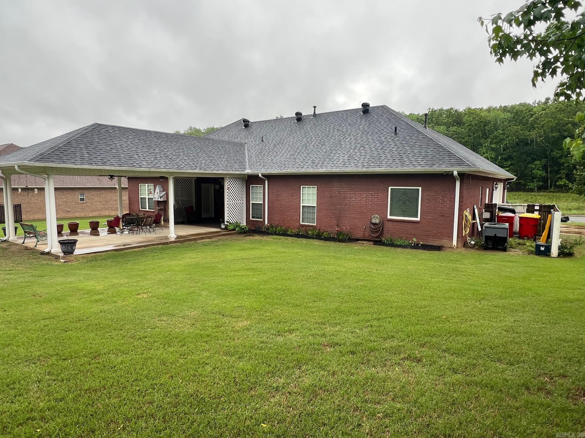 1707 Holloway  Morrilton, AR
