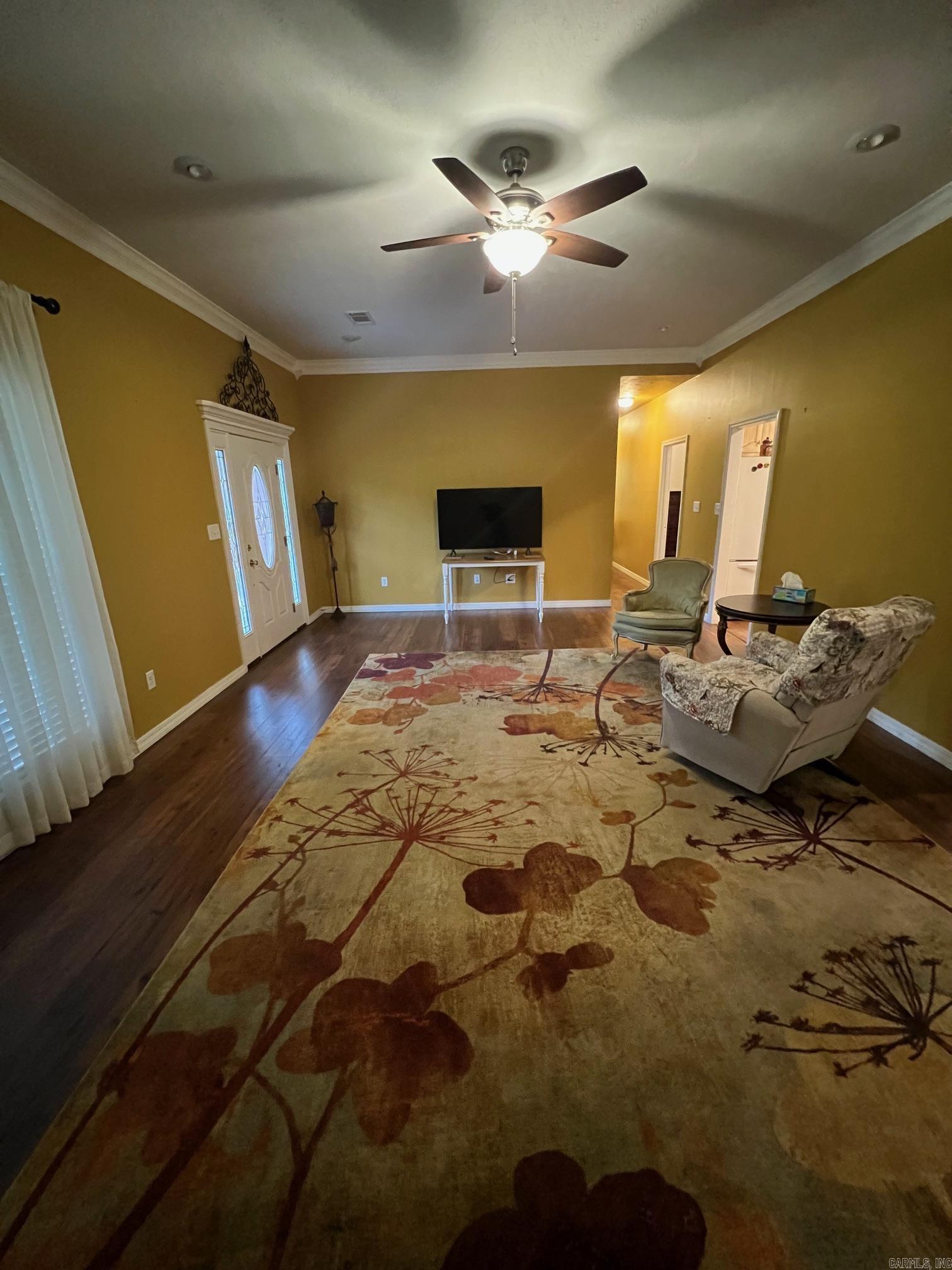 1707 Holloway  Morrilton, AR