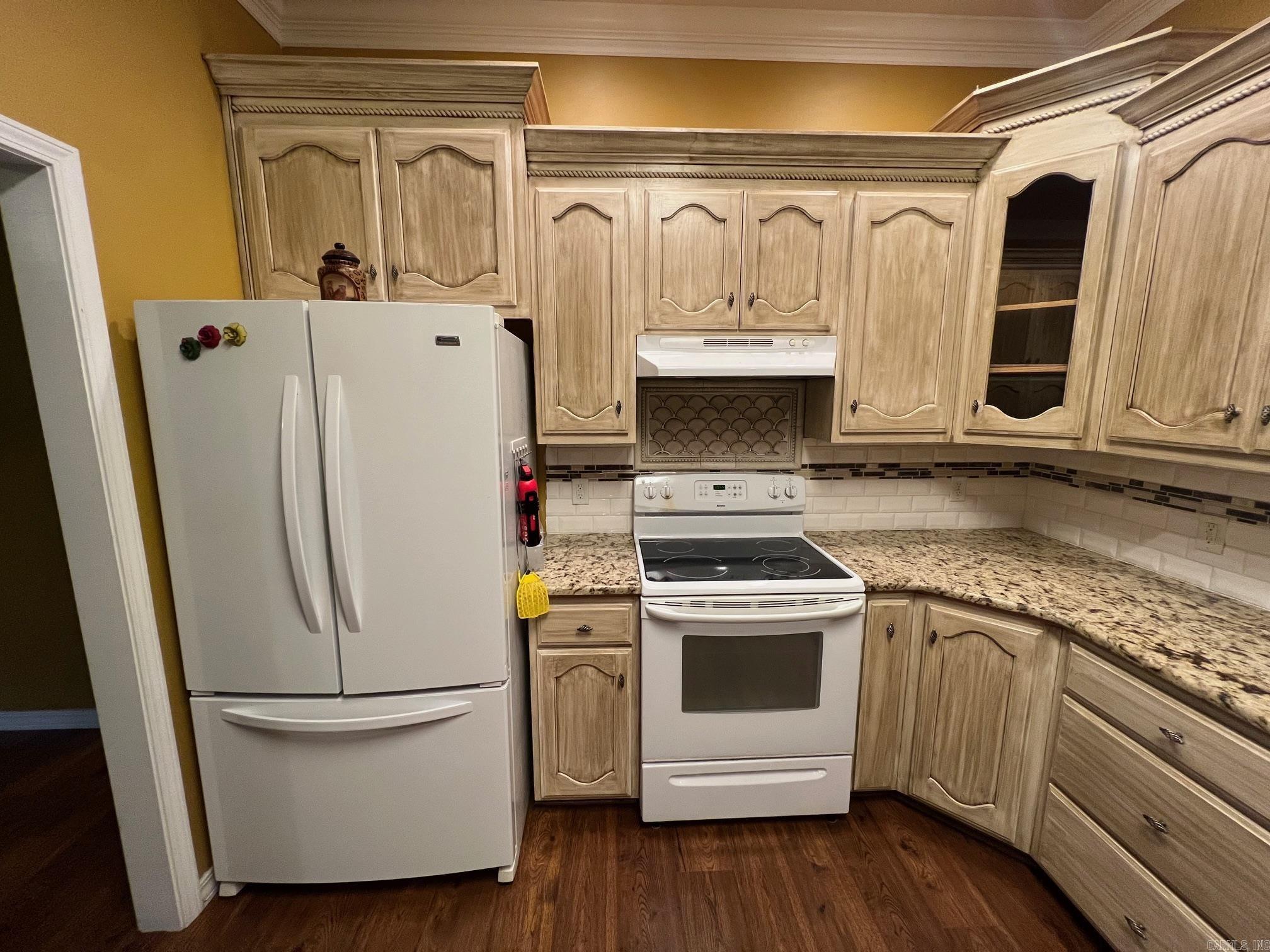 1707 Holloway  Morrilton, AR