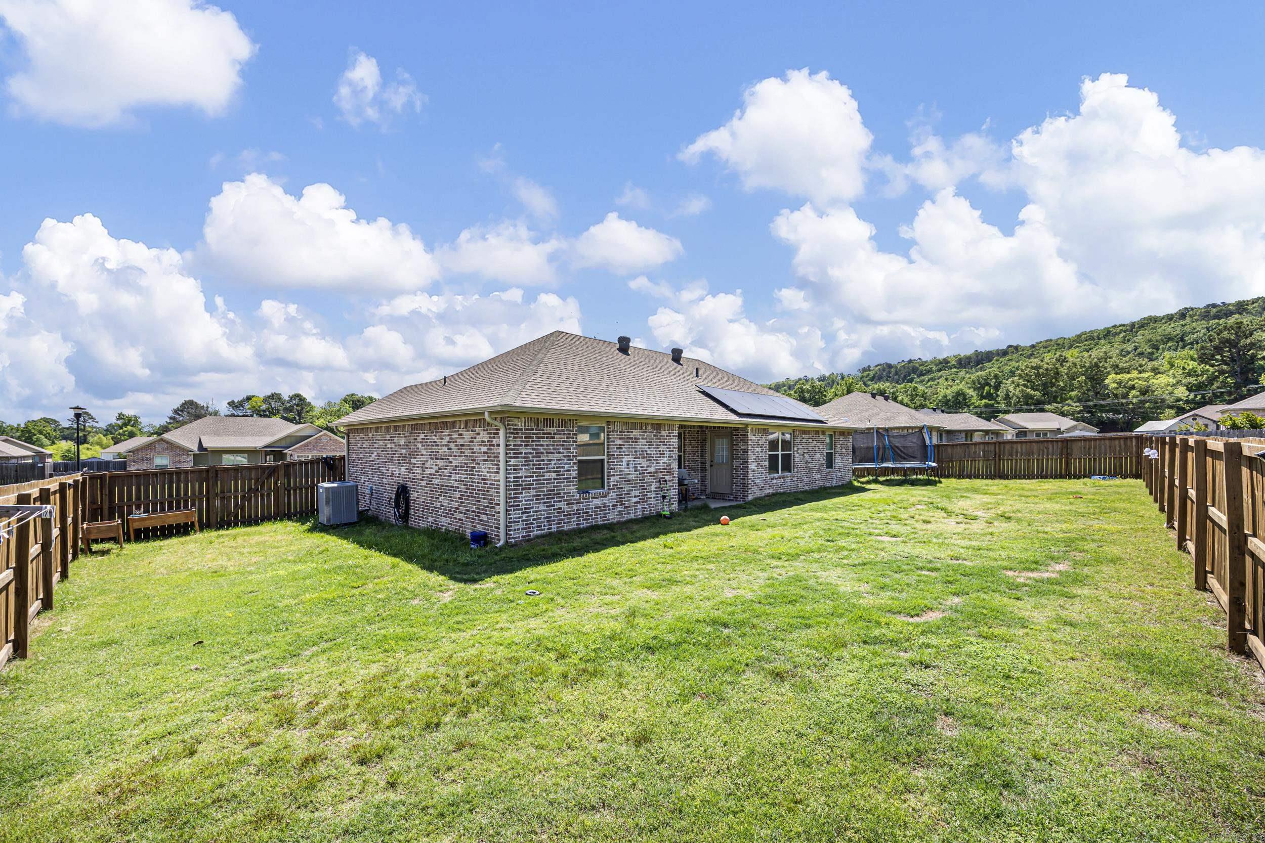 1100 Lindsey Lane Russellville, AR 72801