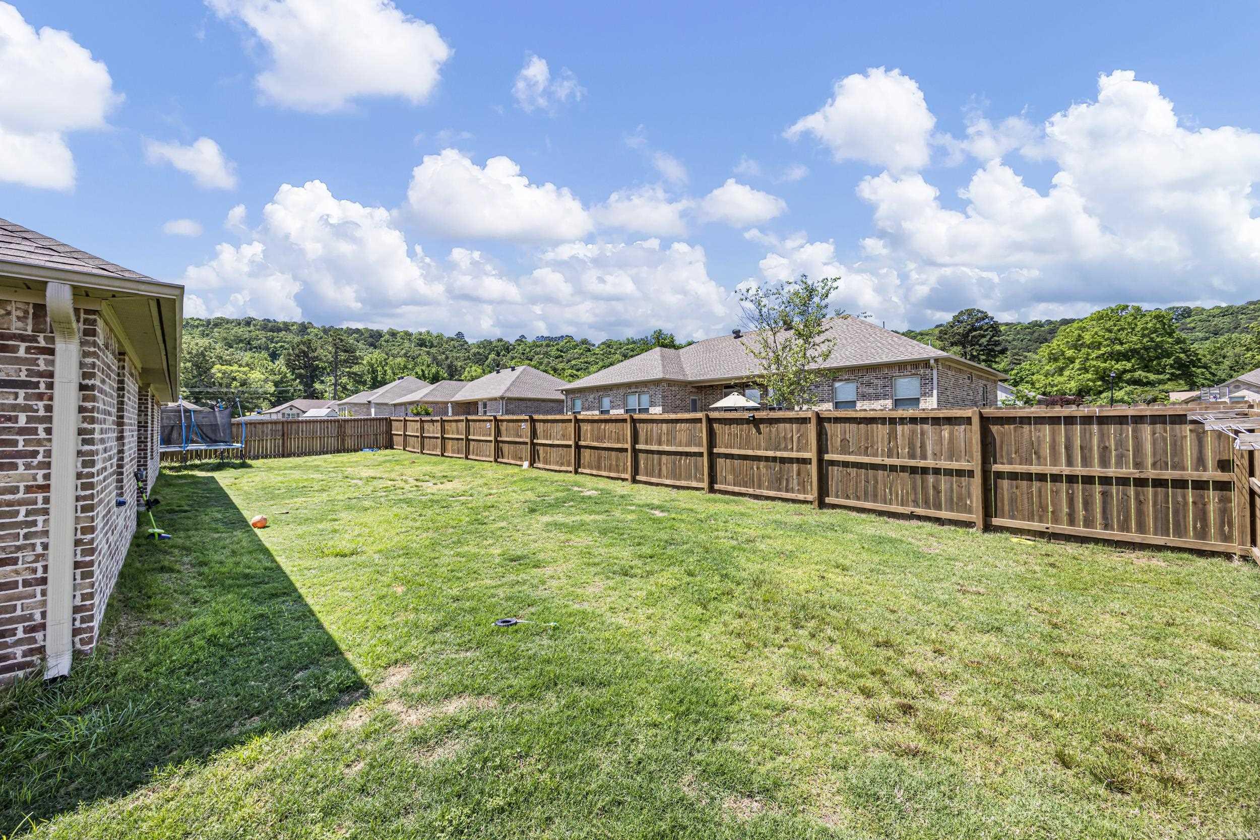 1100 Lindsey Lane Russellville, AR 72801