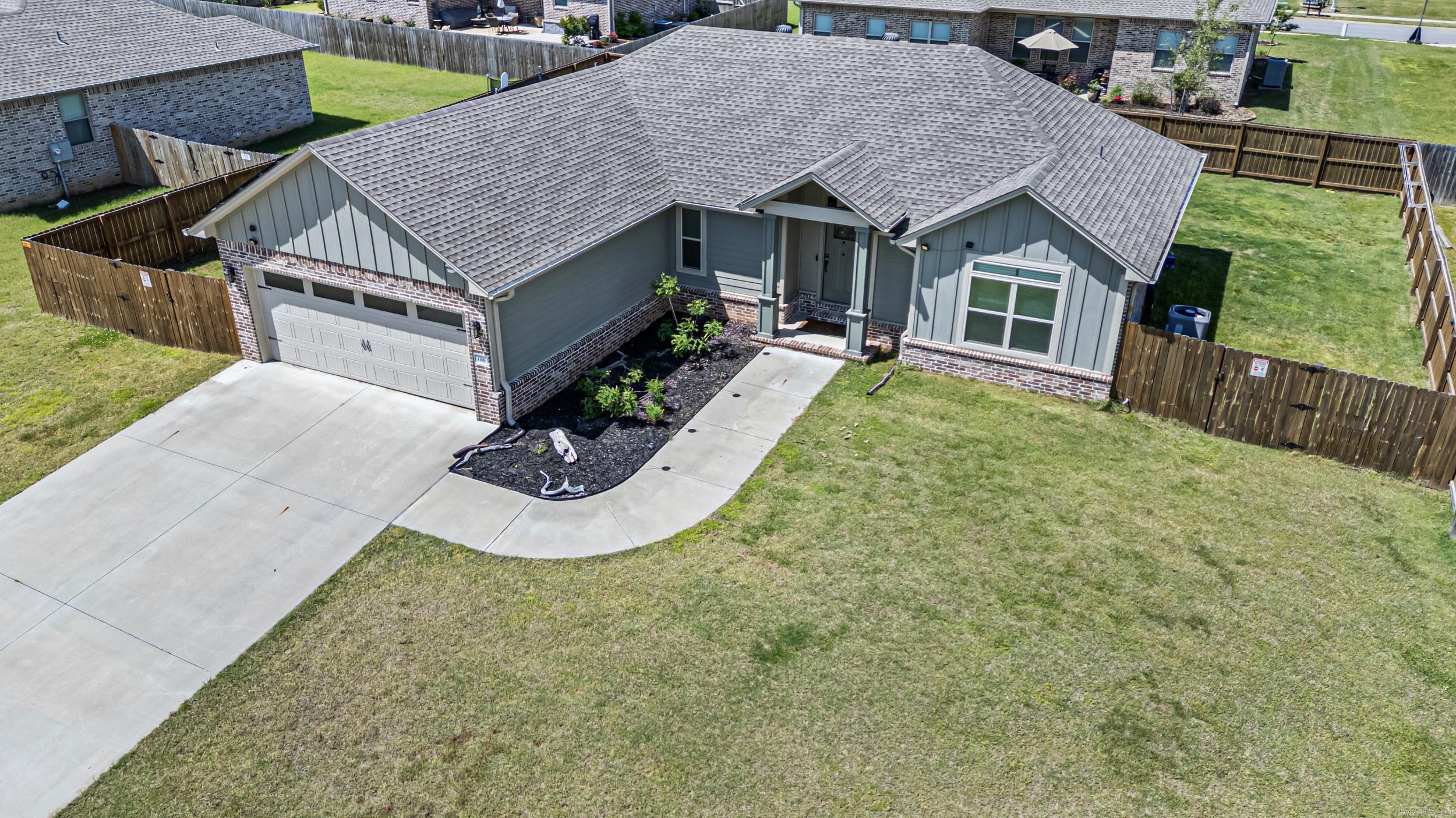 1100 Lindsey Lane Russellville, AR 72801