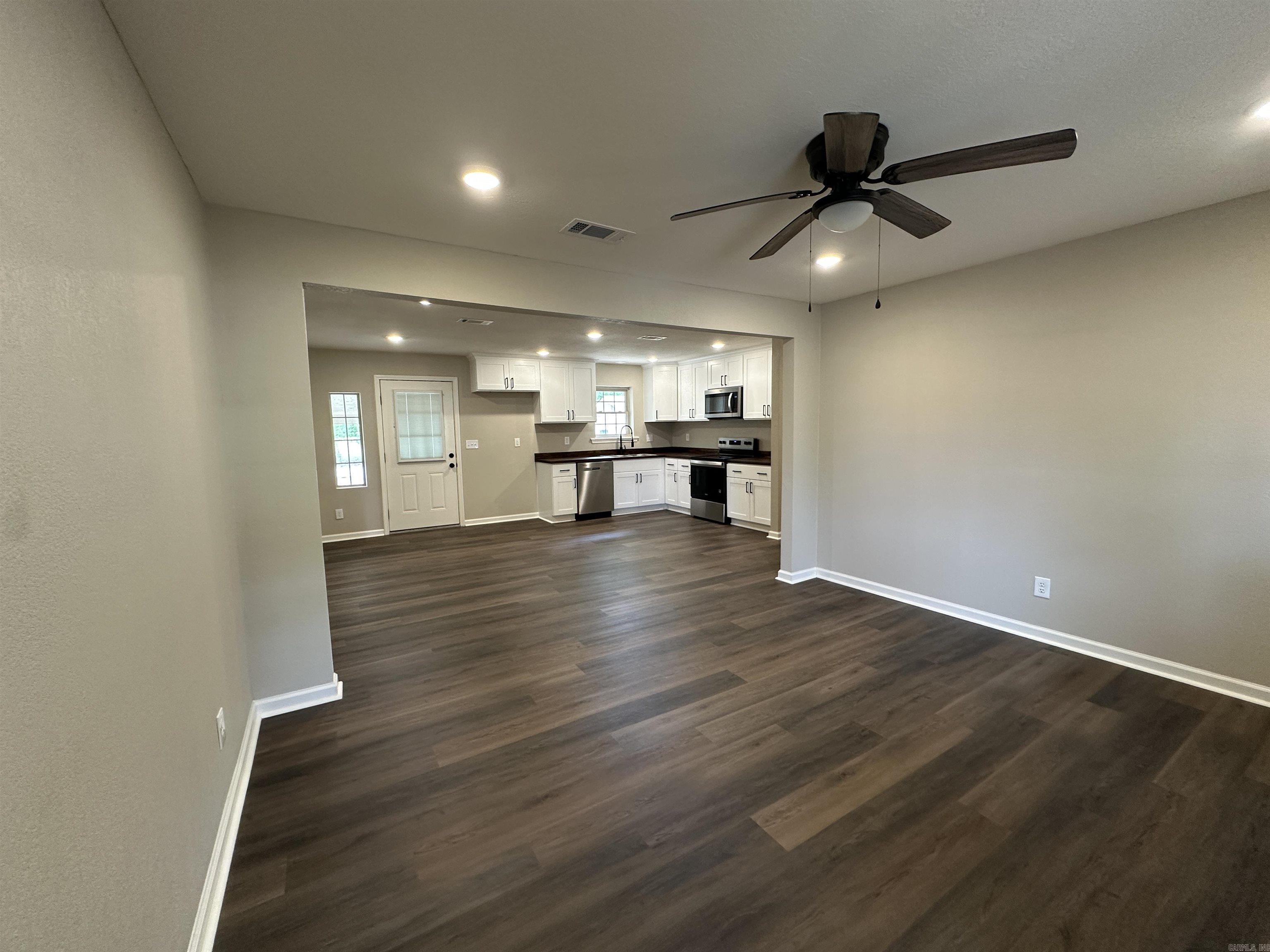 22 Deerwood  Sheridan, AR