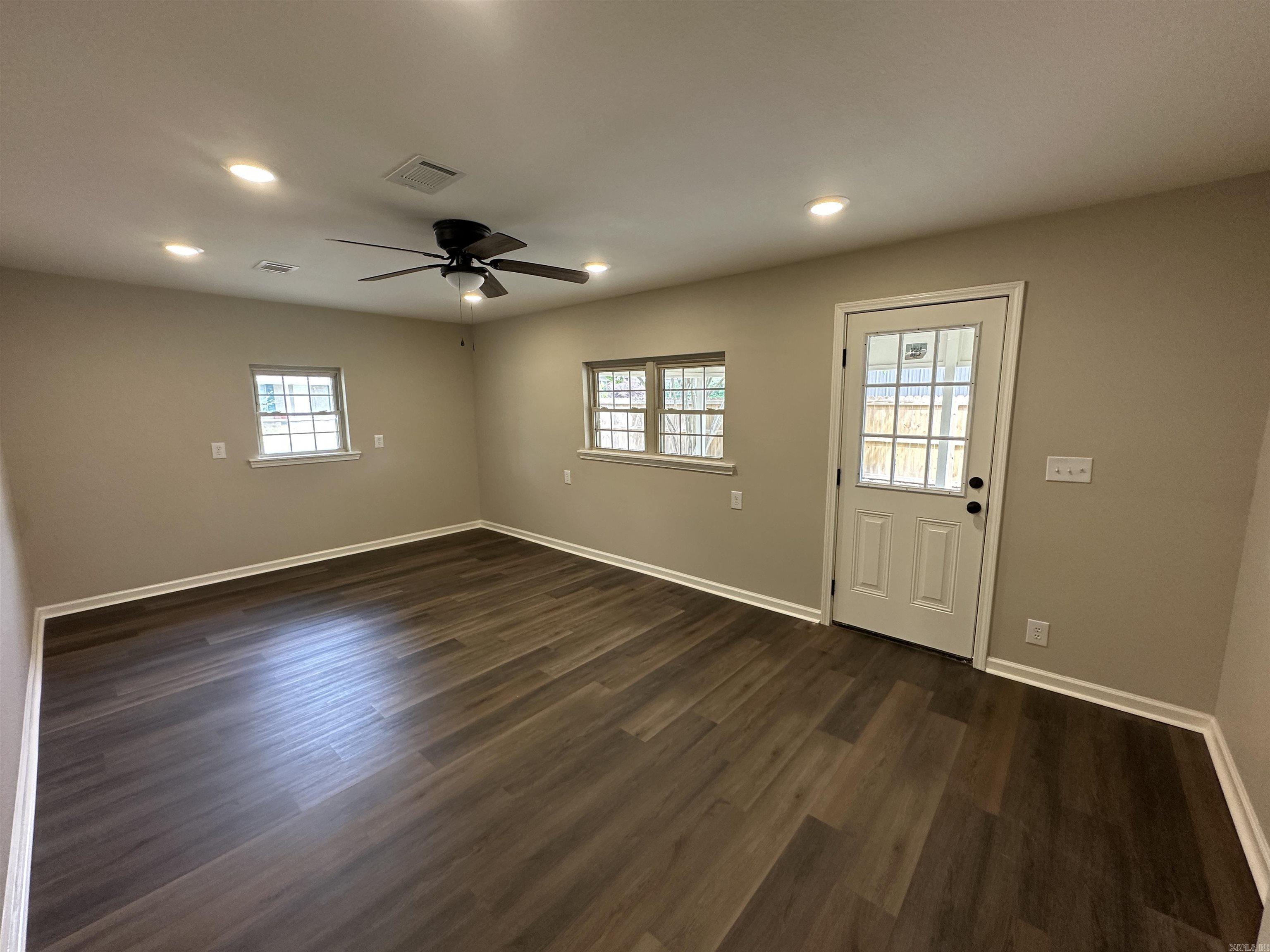 22 Deerwood  Sheridan, AR