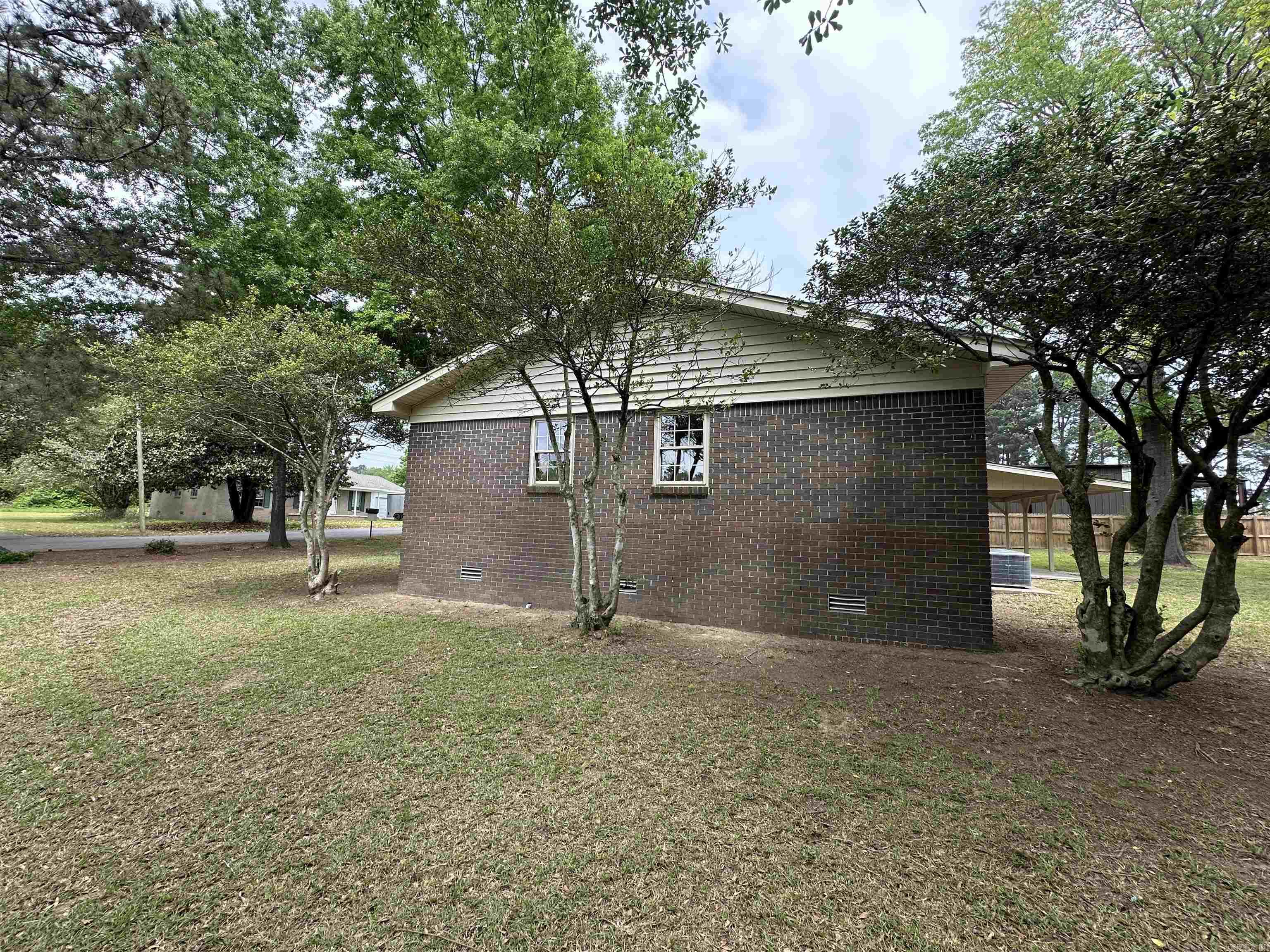 22 Deerwood  Sheridan, AR