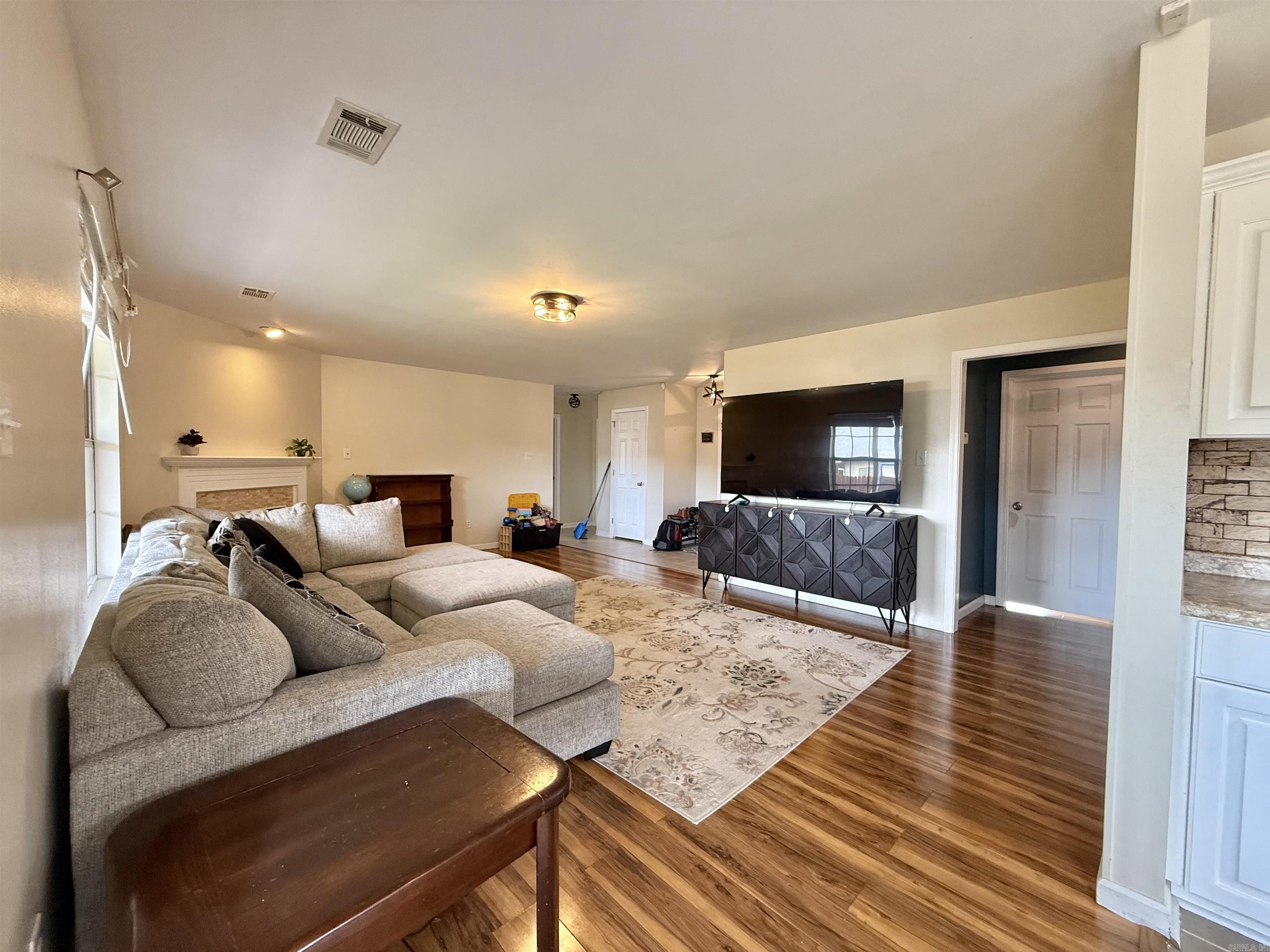 13725 Apple Glen  Alexander, AR