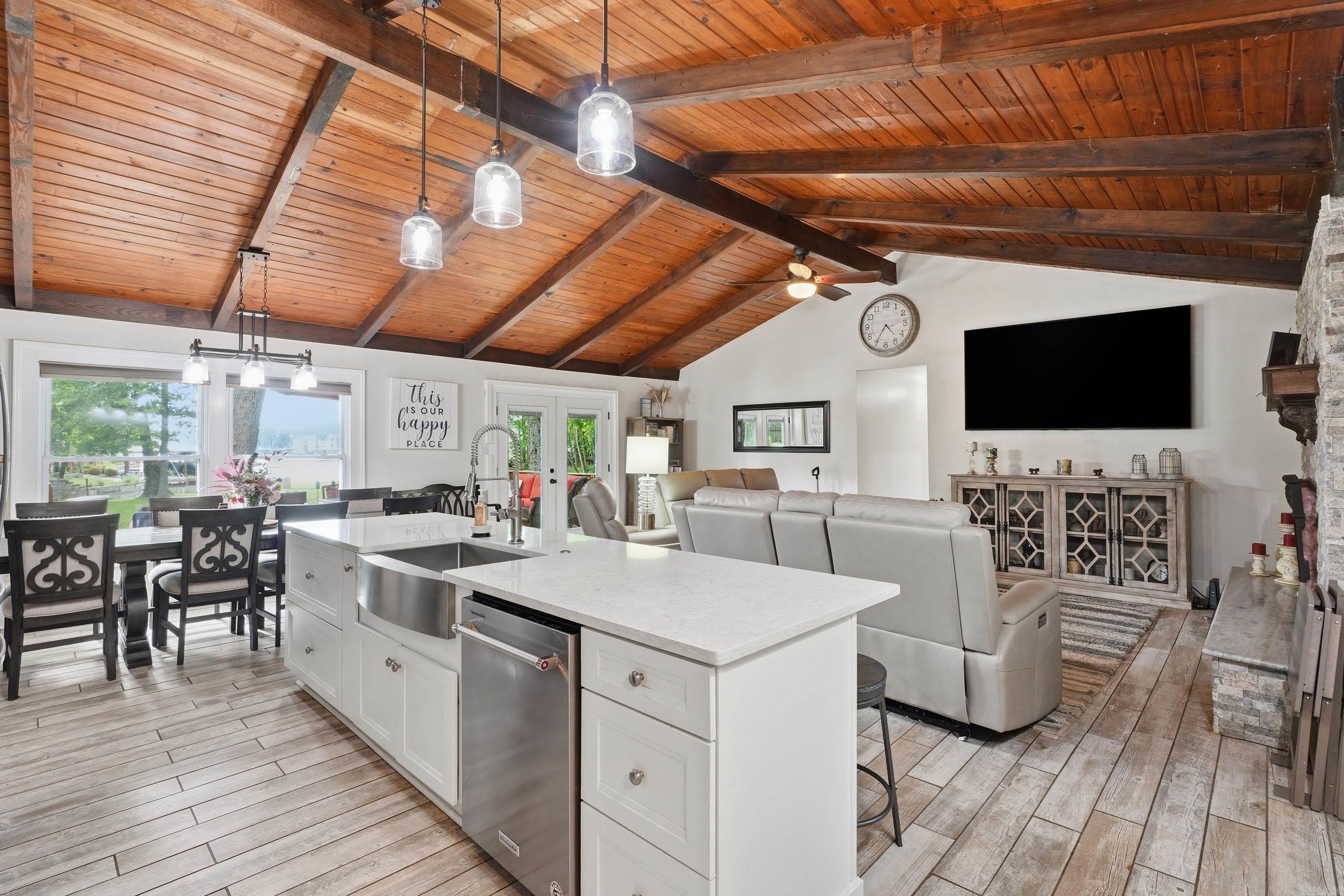 107 Bayshore  Hot Springs, AR