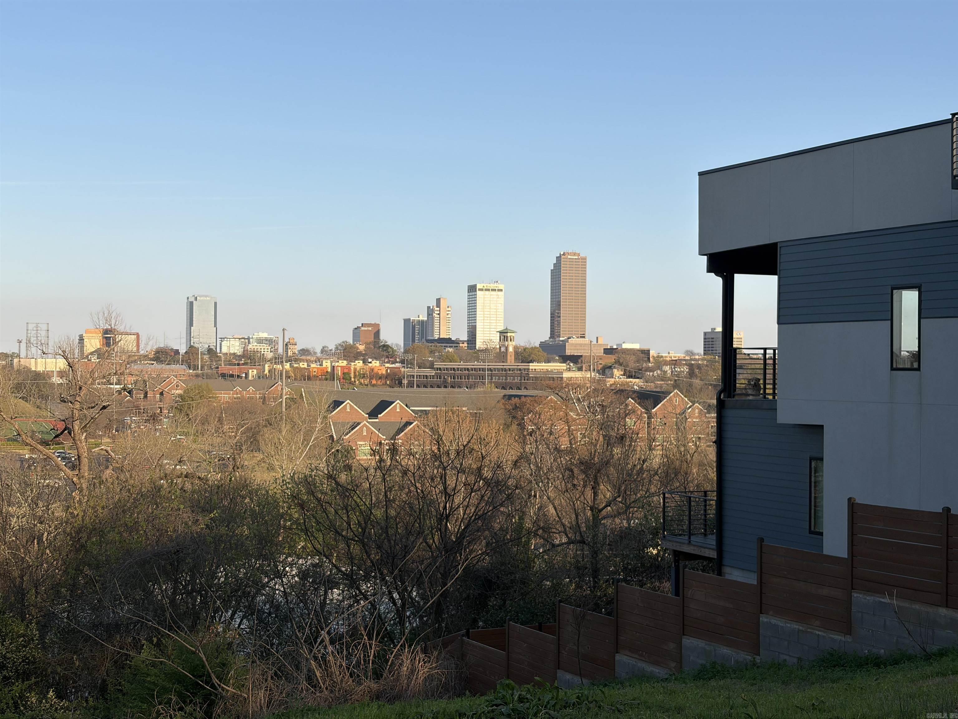 323 N Summit  Little Rock, AR