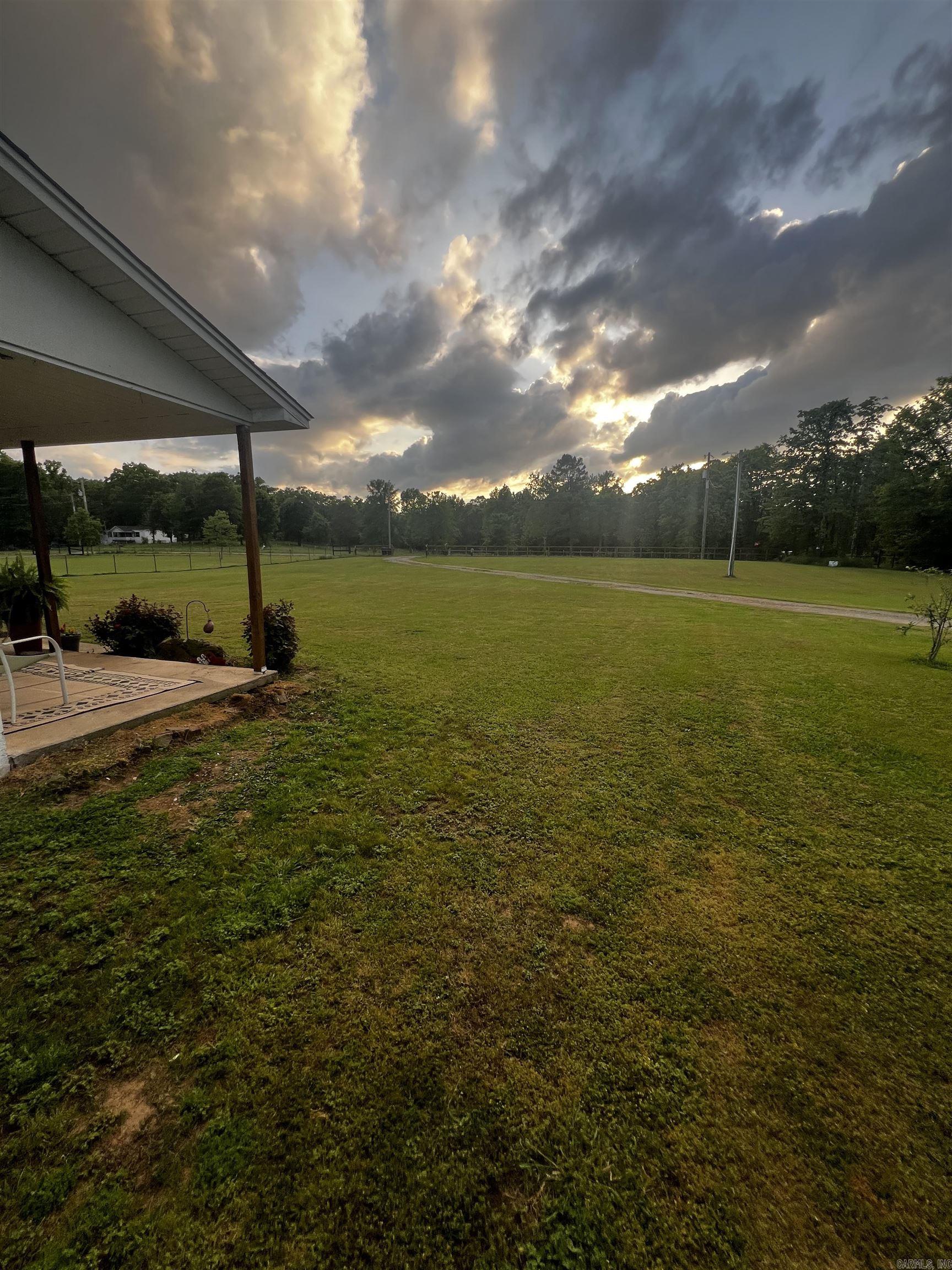 48 Piney  Bigelow, AR