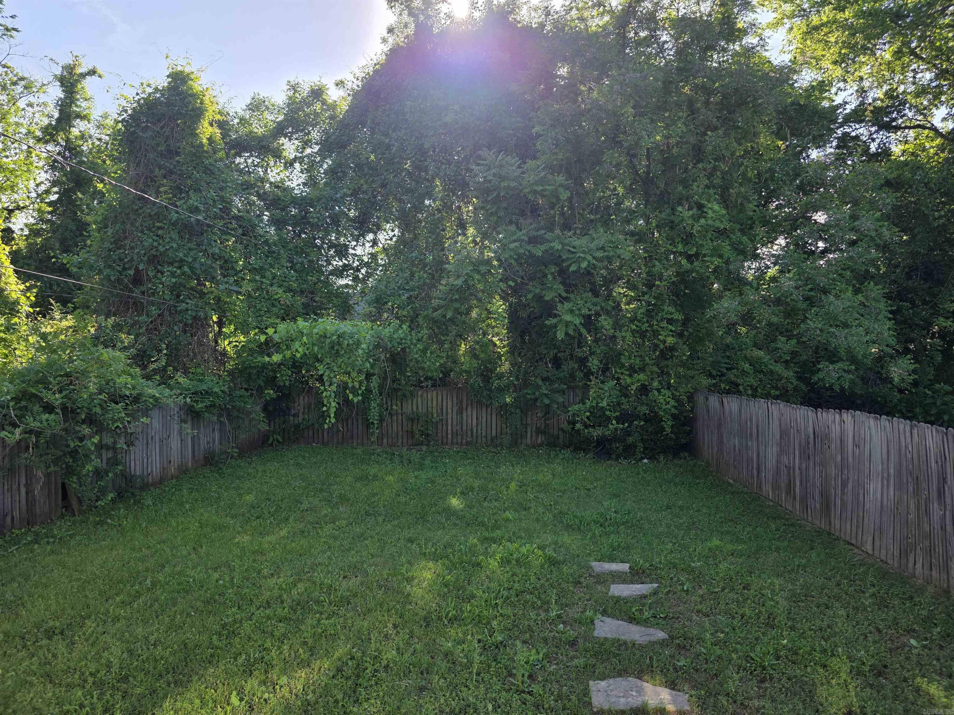 2610 S Izard  Little Rock, AR