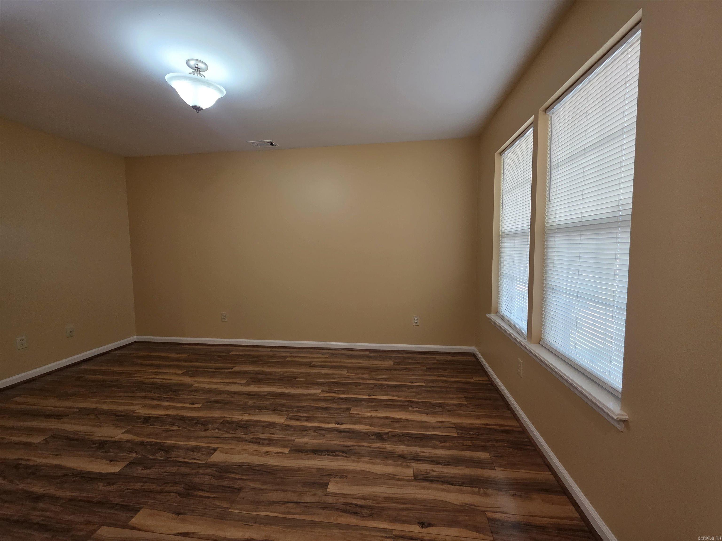 2610 S Izard  Little Rock, AR