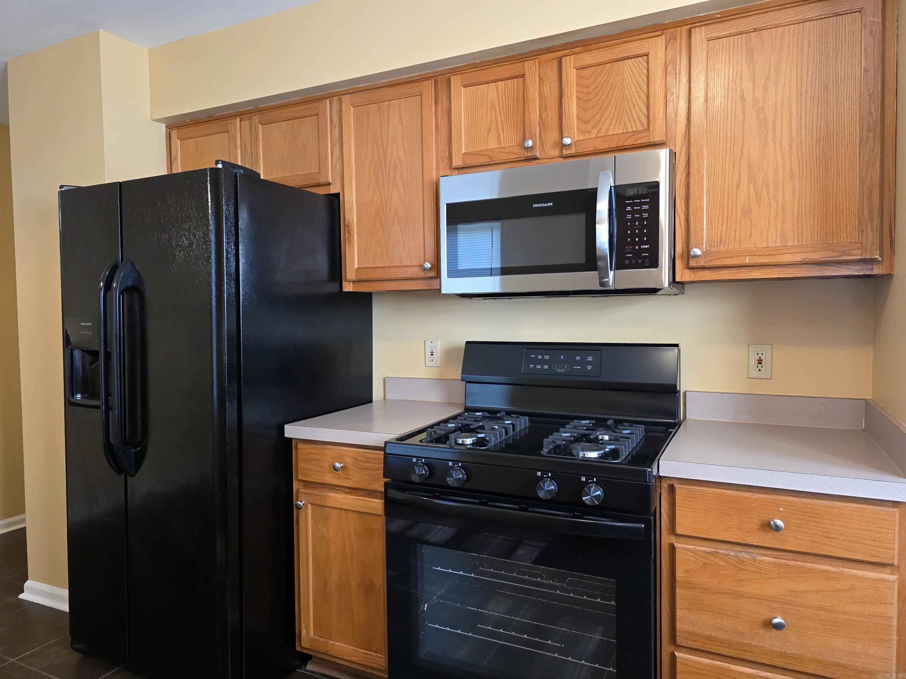 2610 S Izard  Little Rock, AR