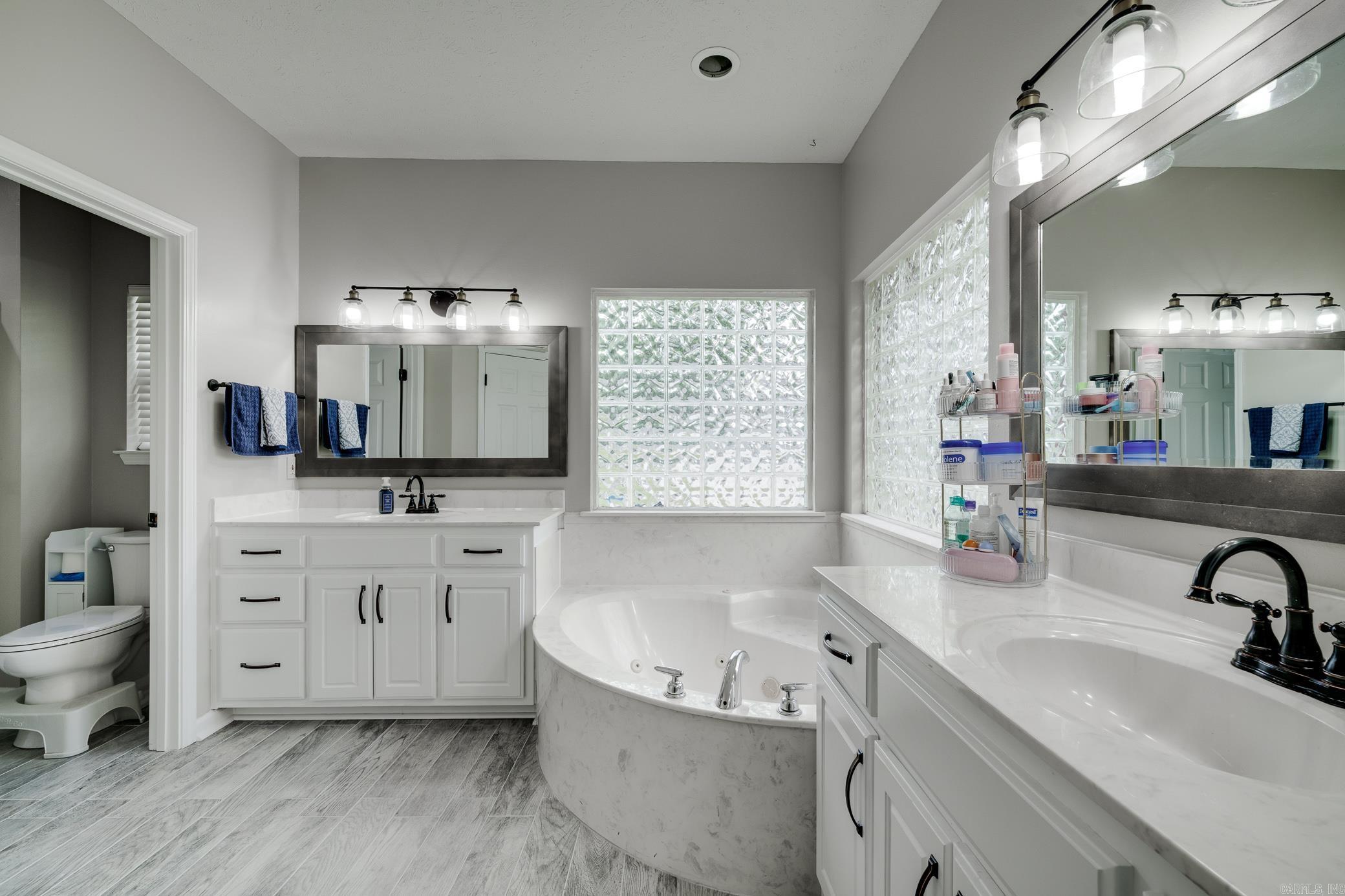 39 Linda  Greenbrier, AR