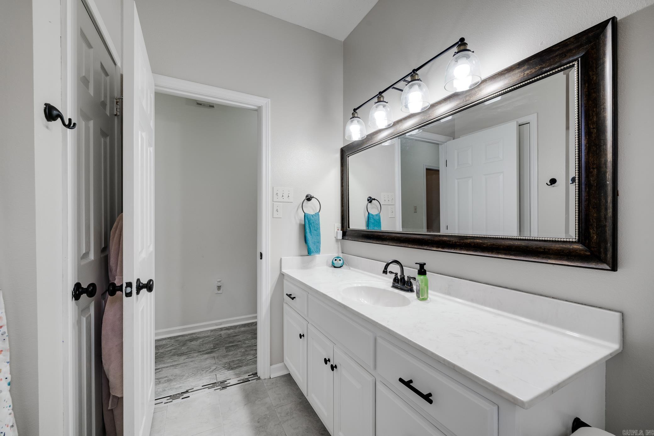 39 Linda  Greenbrier, AR