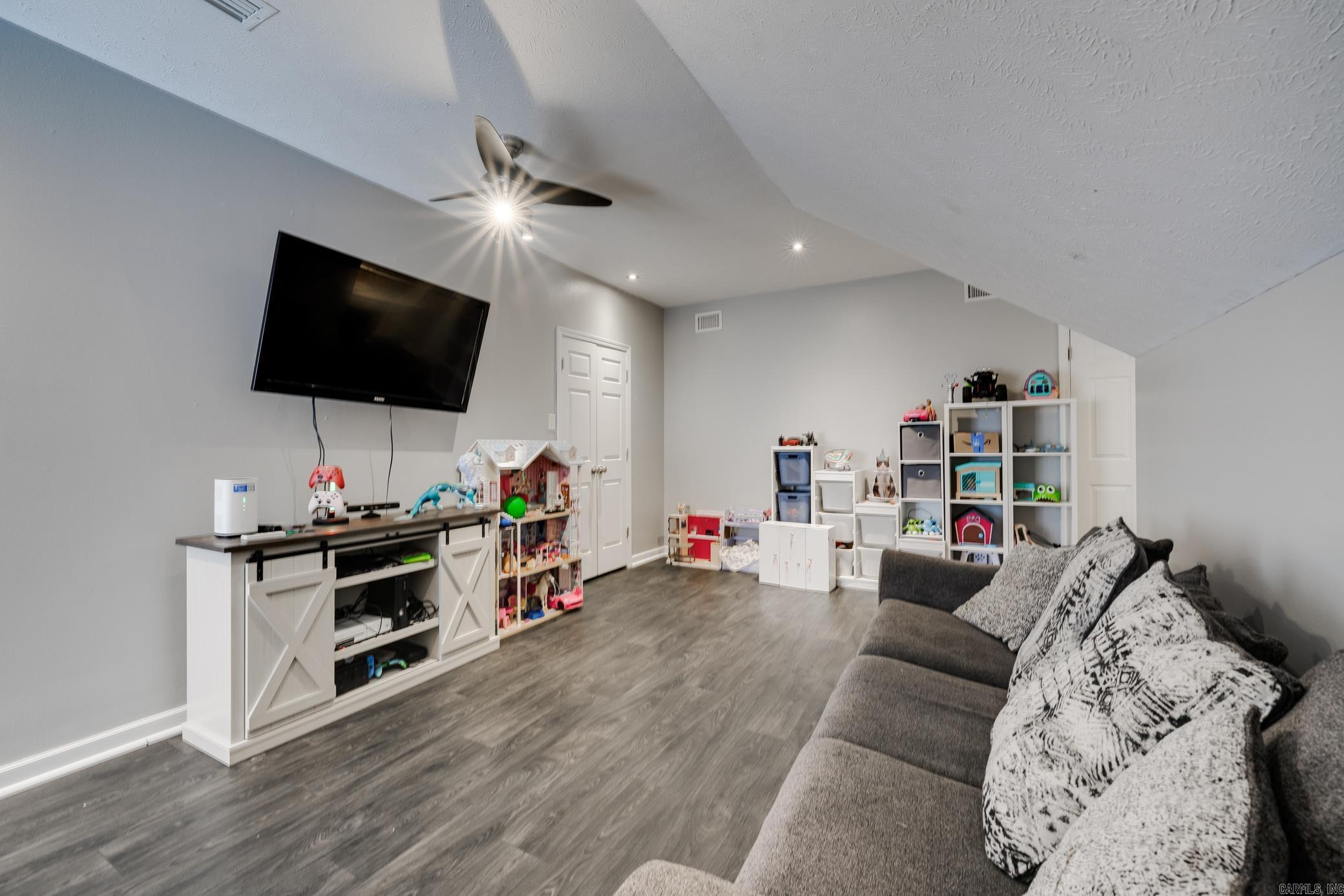 39 Linda  Greenbrier, AR