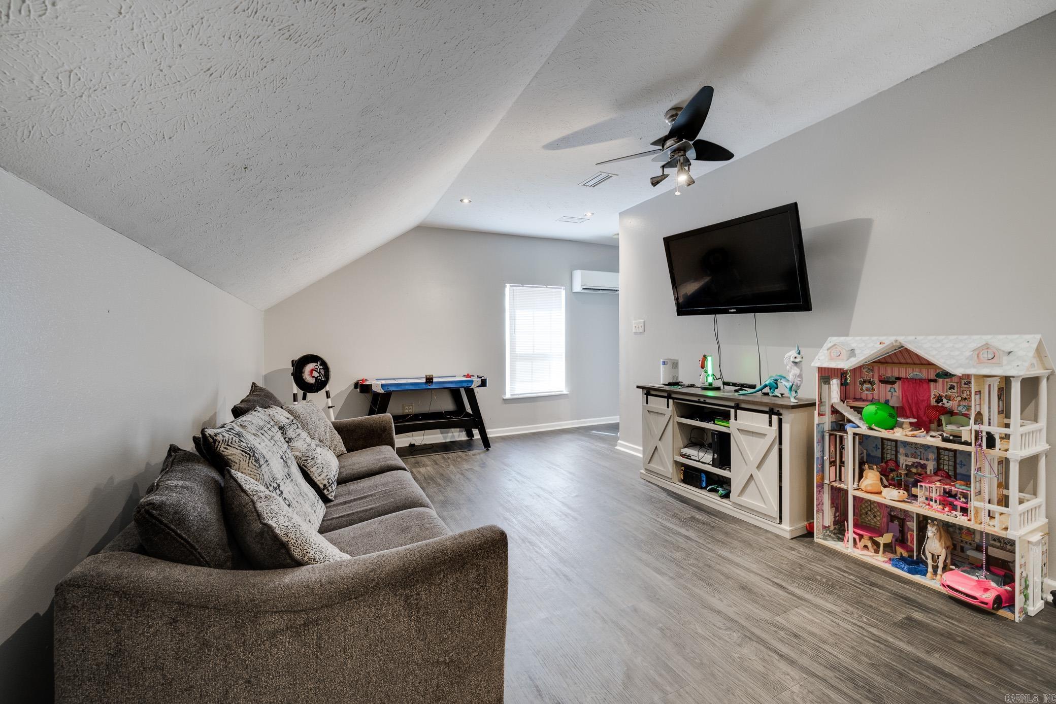 39 Linda  Greenbrier, AR