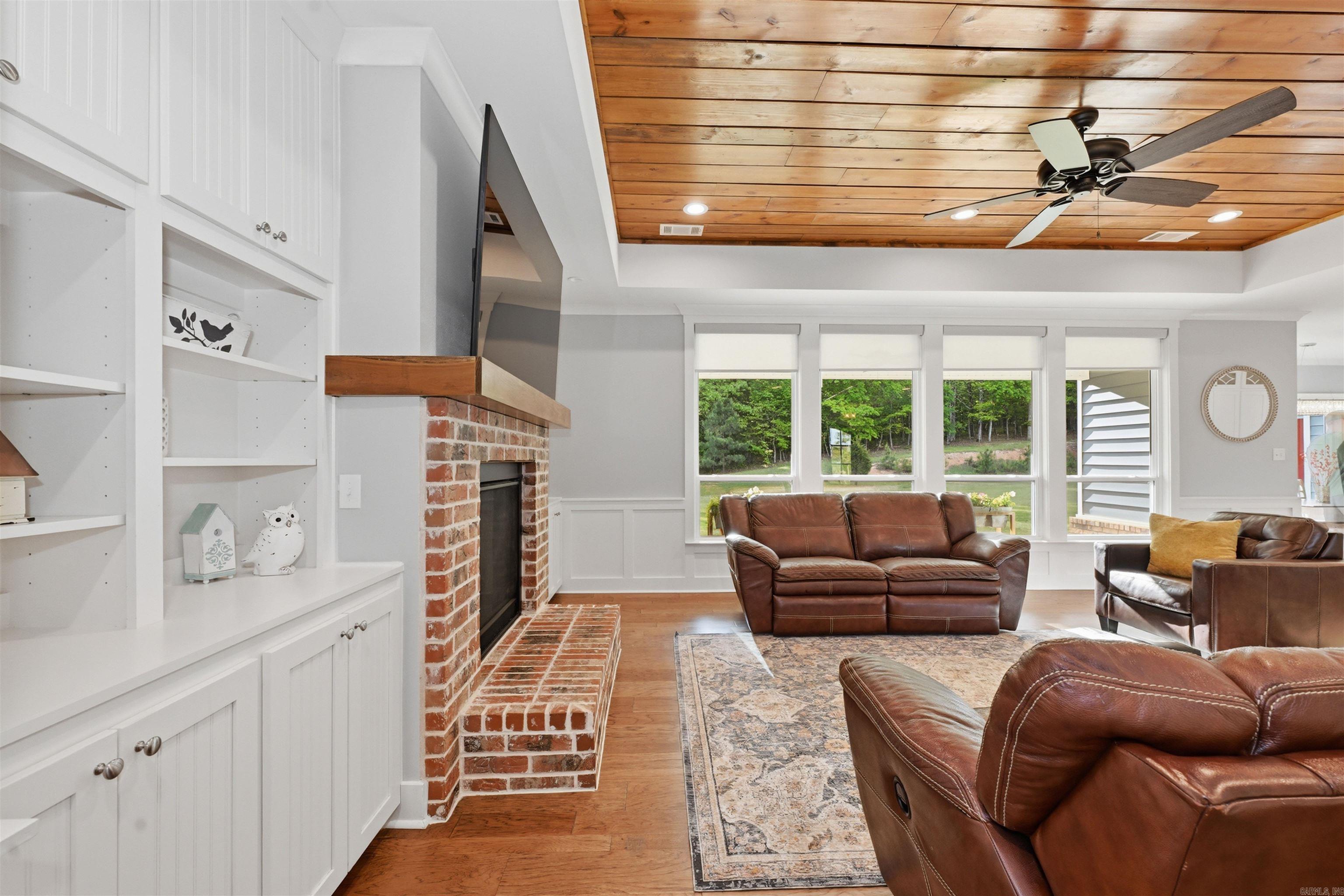 4051 Harrison  Benton, AR