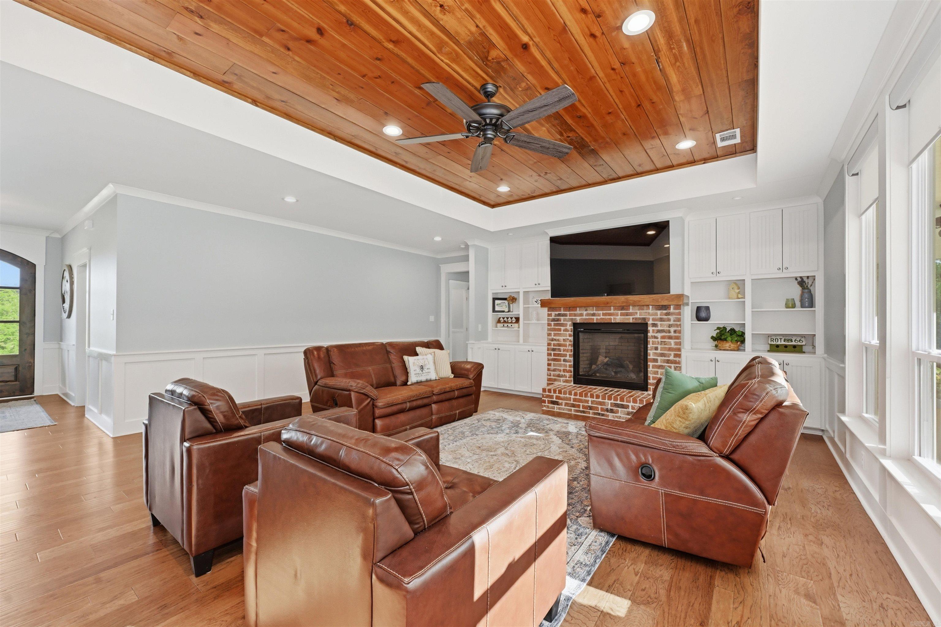 4051 Harrison  Benton, AR