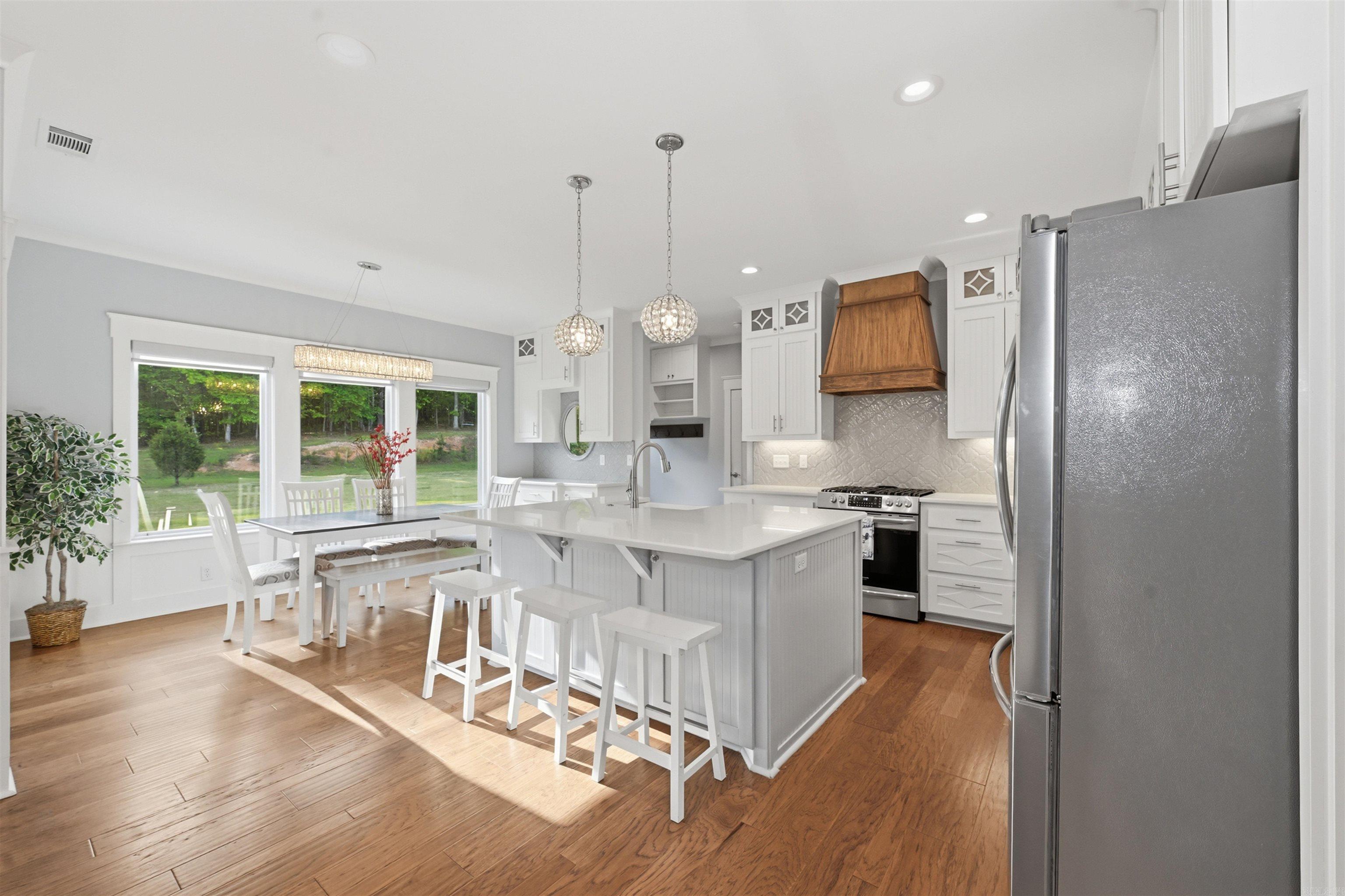 4051 Harrison  Benton, AR