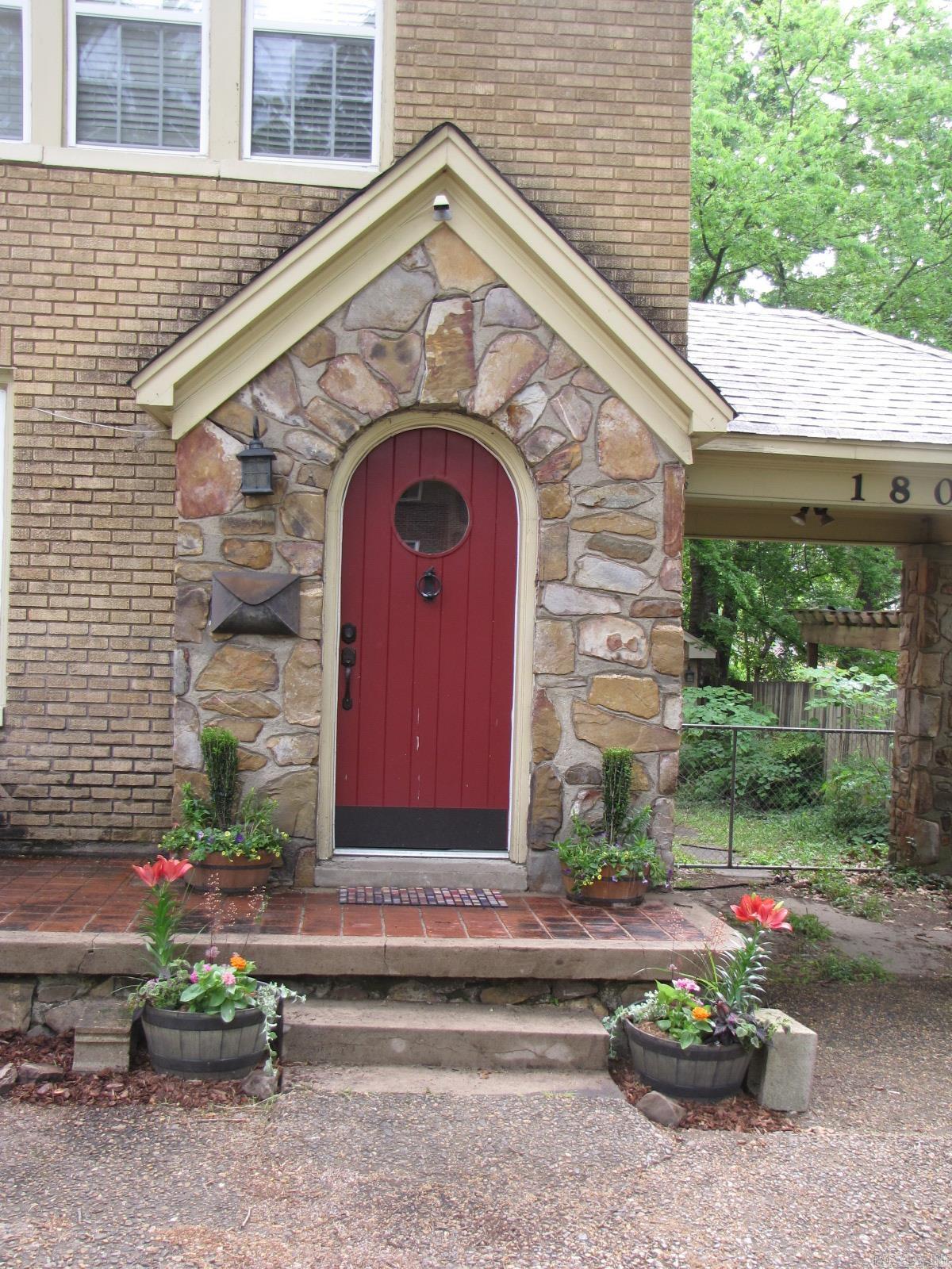 1807 Fair Park Blvd  Little Rock, AR