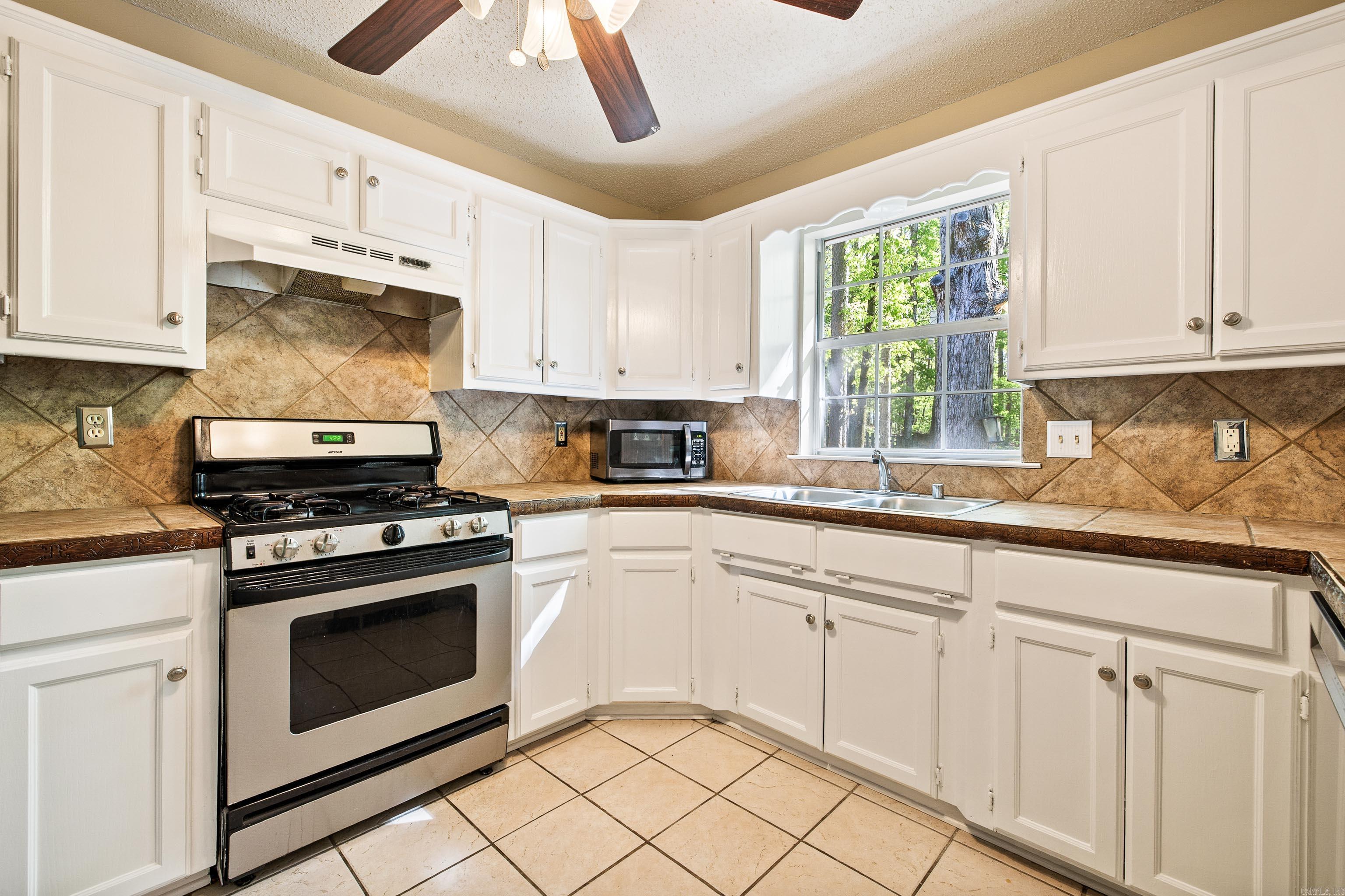 9 Honey Locust  Little Rock, AR