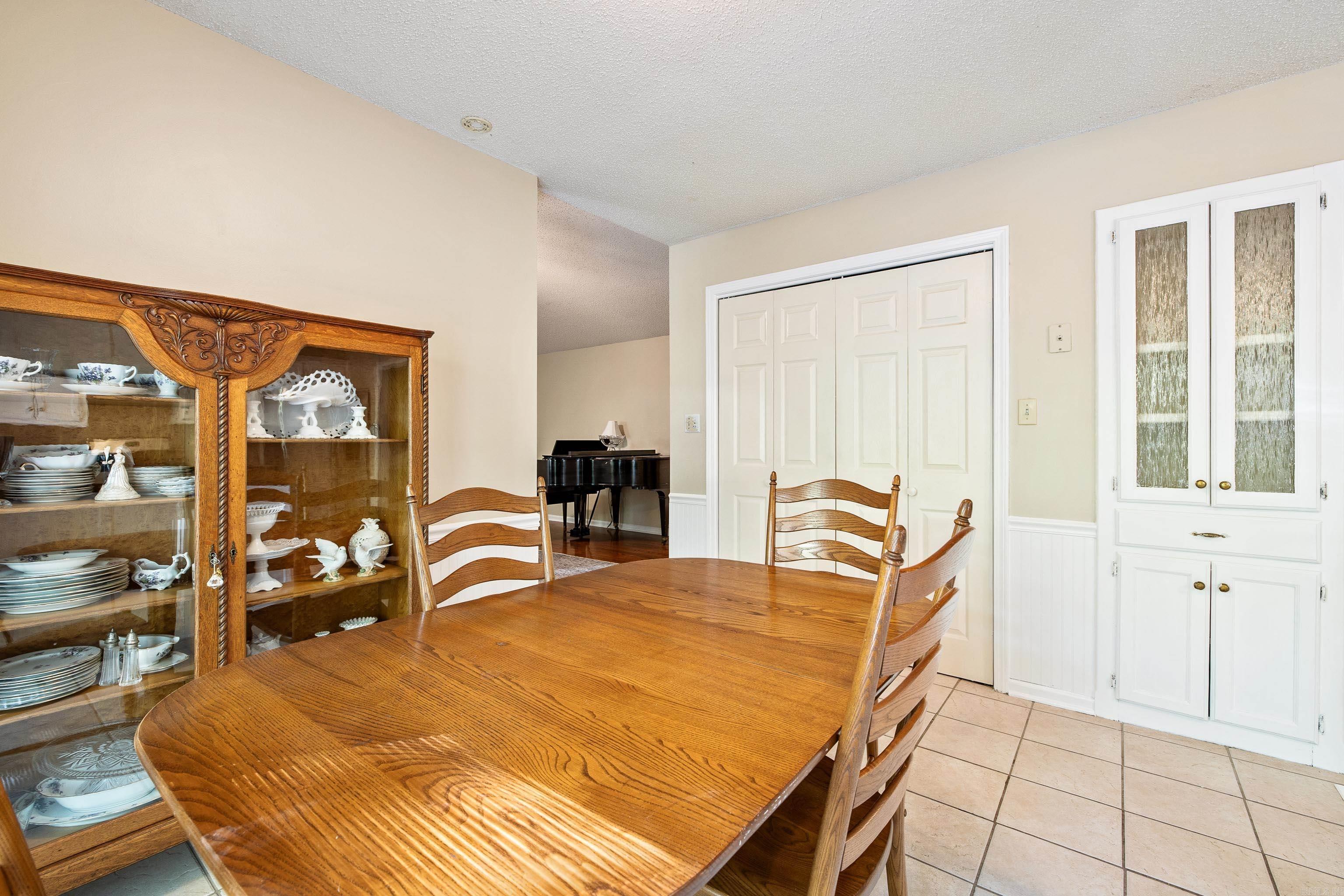 9 Honey Locust  Little Rock, AR