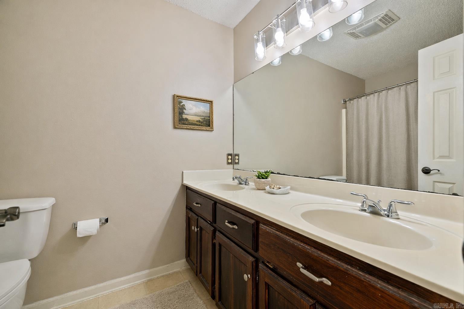 9 Honey Locust  Little Rock, AR