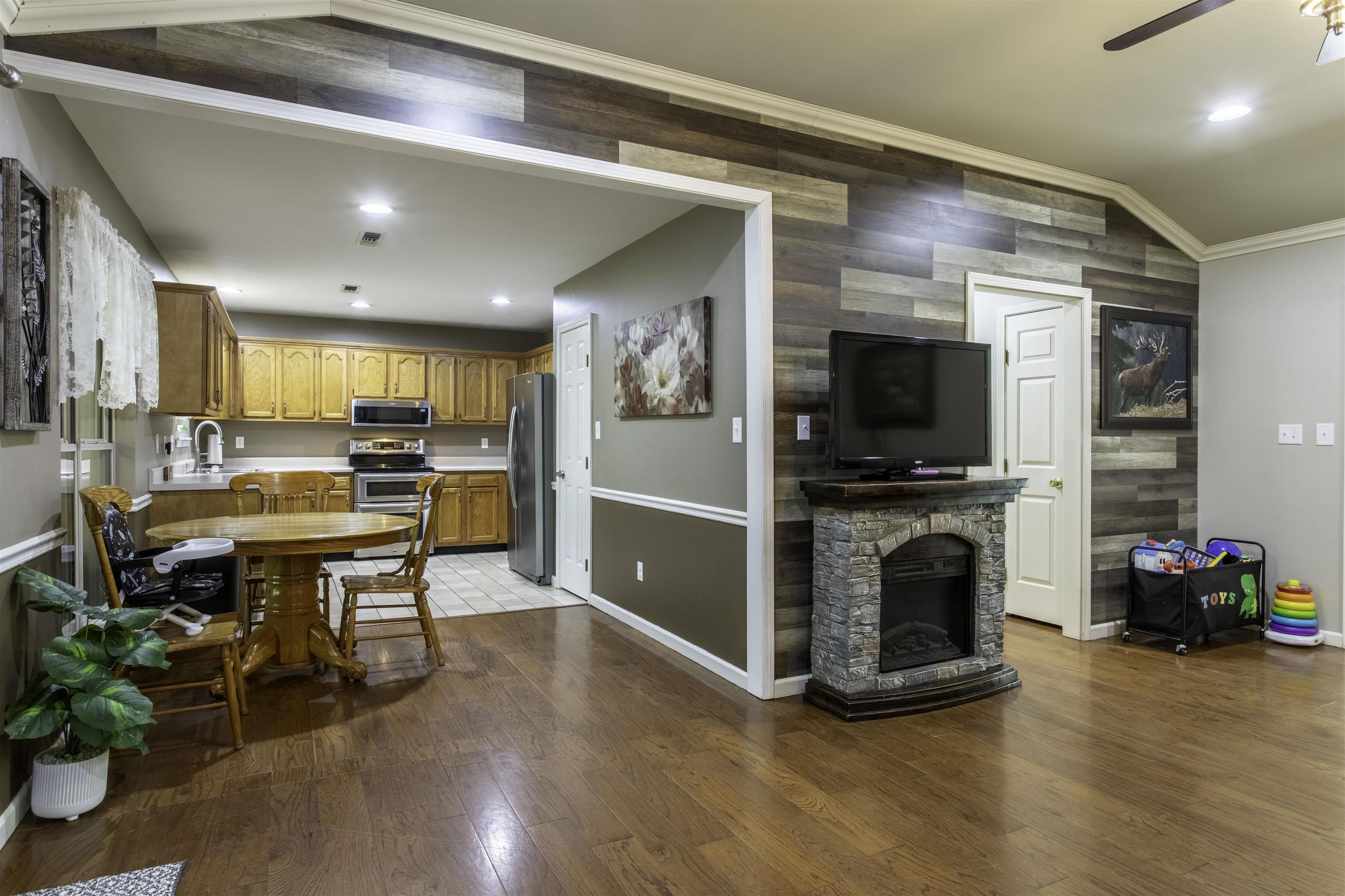 23 Winnebago Cir Cherokee Village, AR 72529