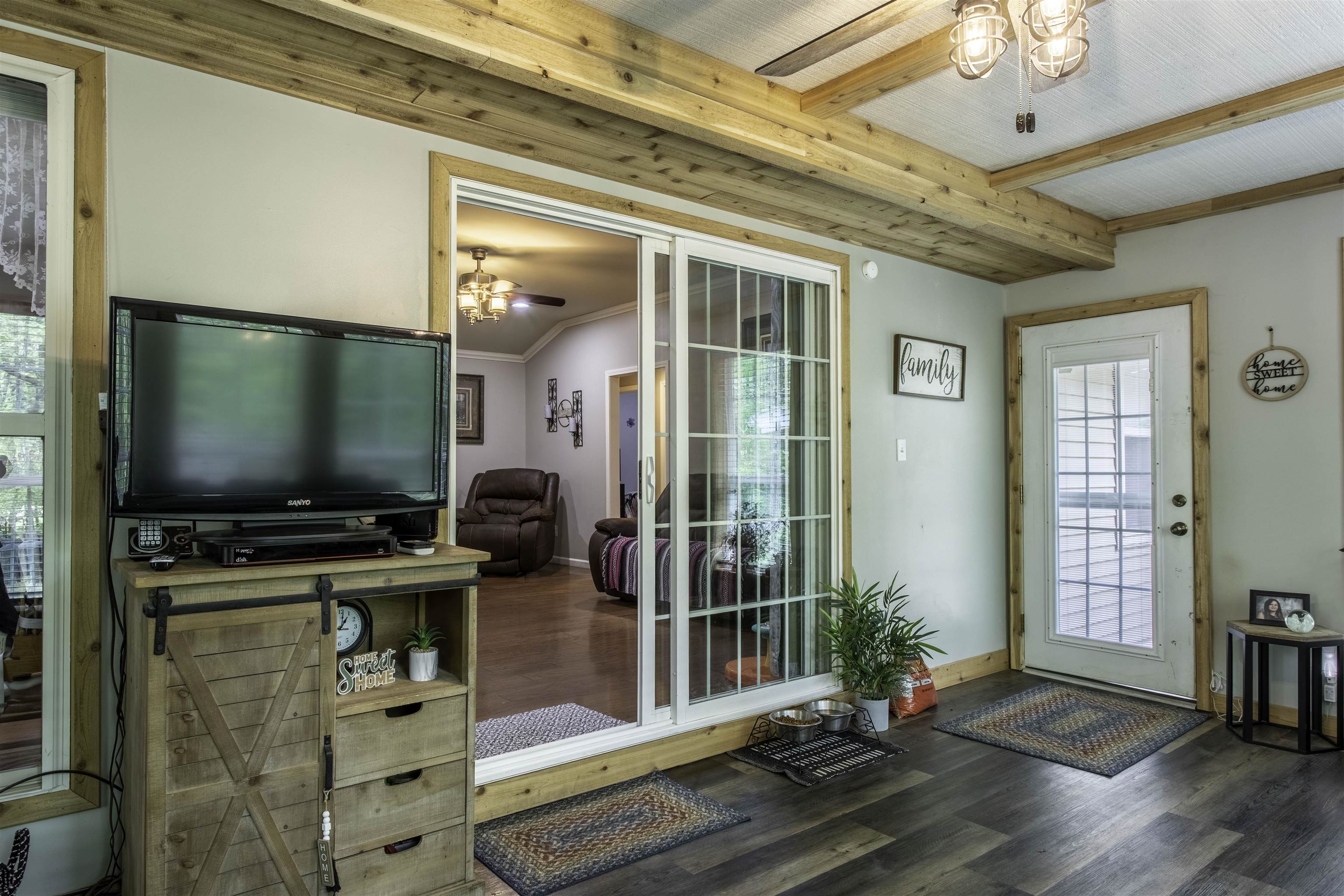 23 Winnebago Cir Cherokee Village, AR 72529