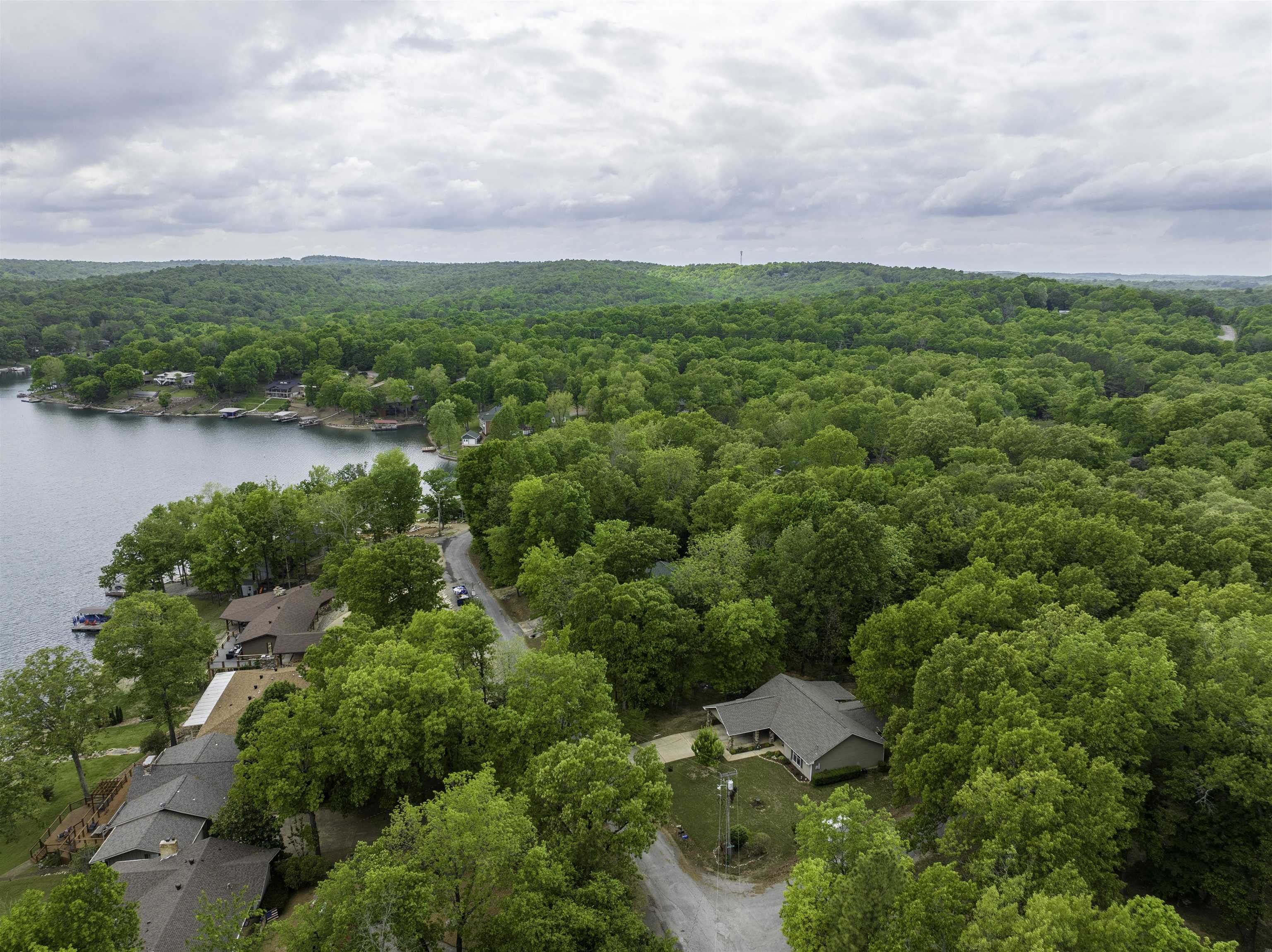 23 Winnebago Cir Cherokee Village, AR 72529