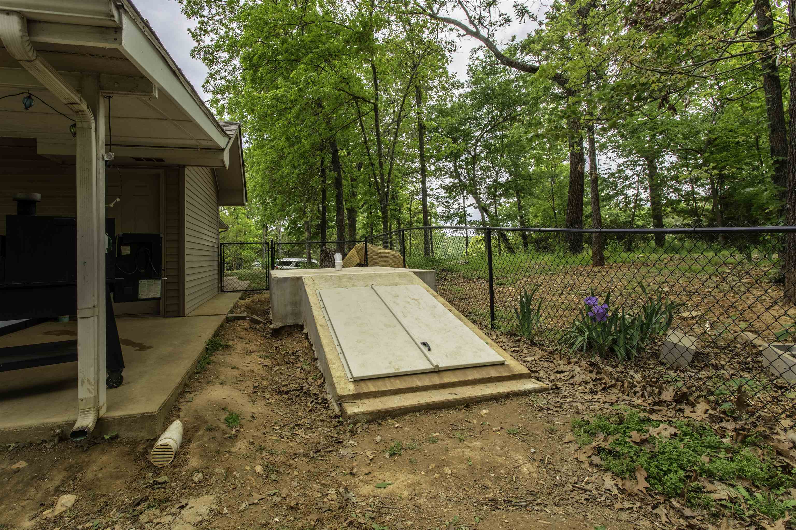 23 Winnebago Cir Cherokee Village, AR 72529