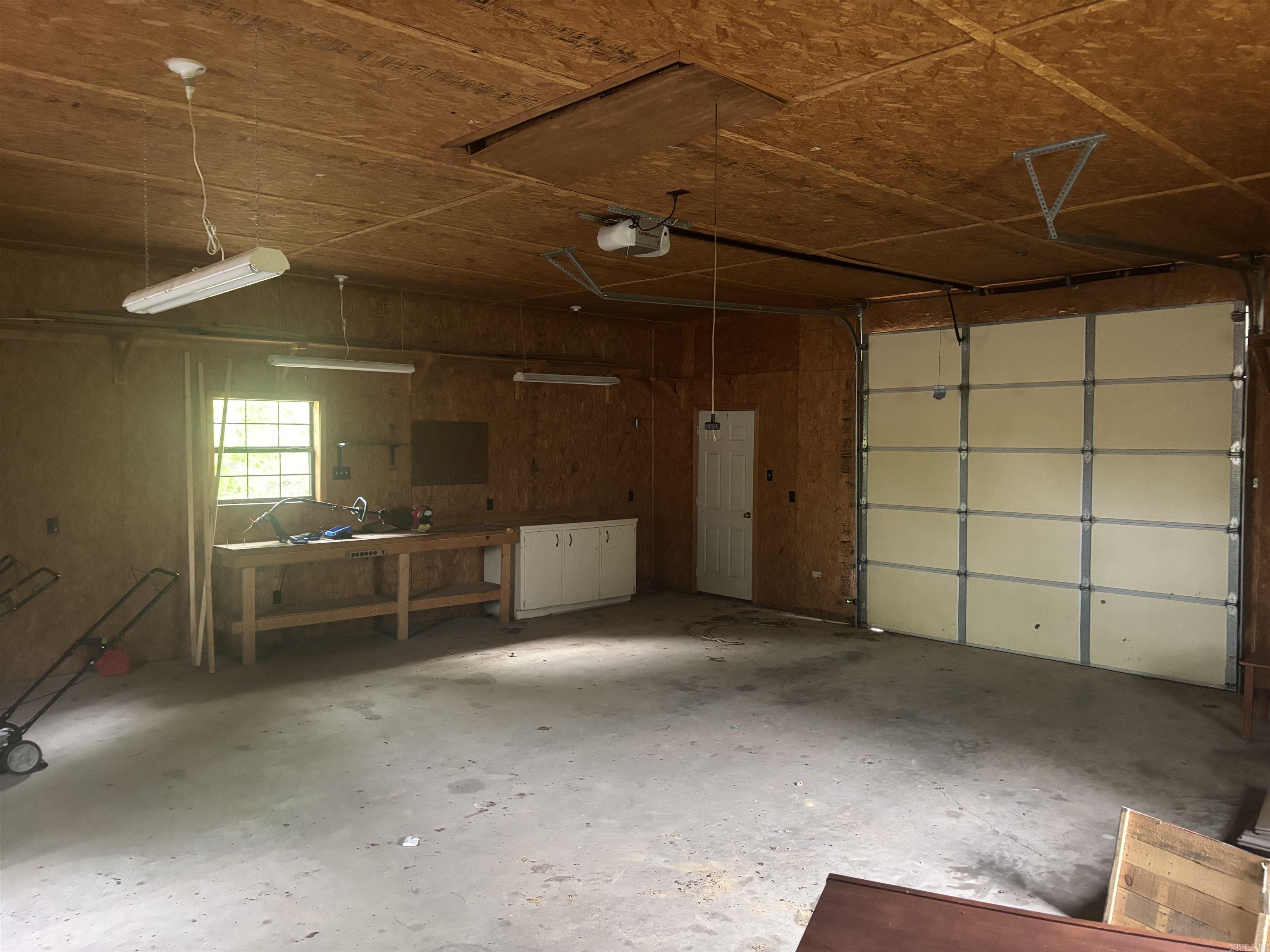 358 Radio Road  Clinton, AR