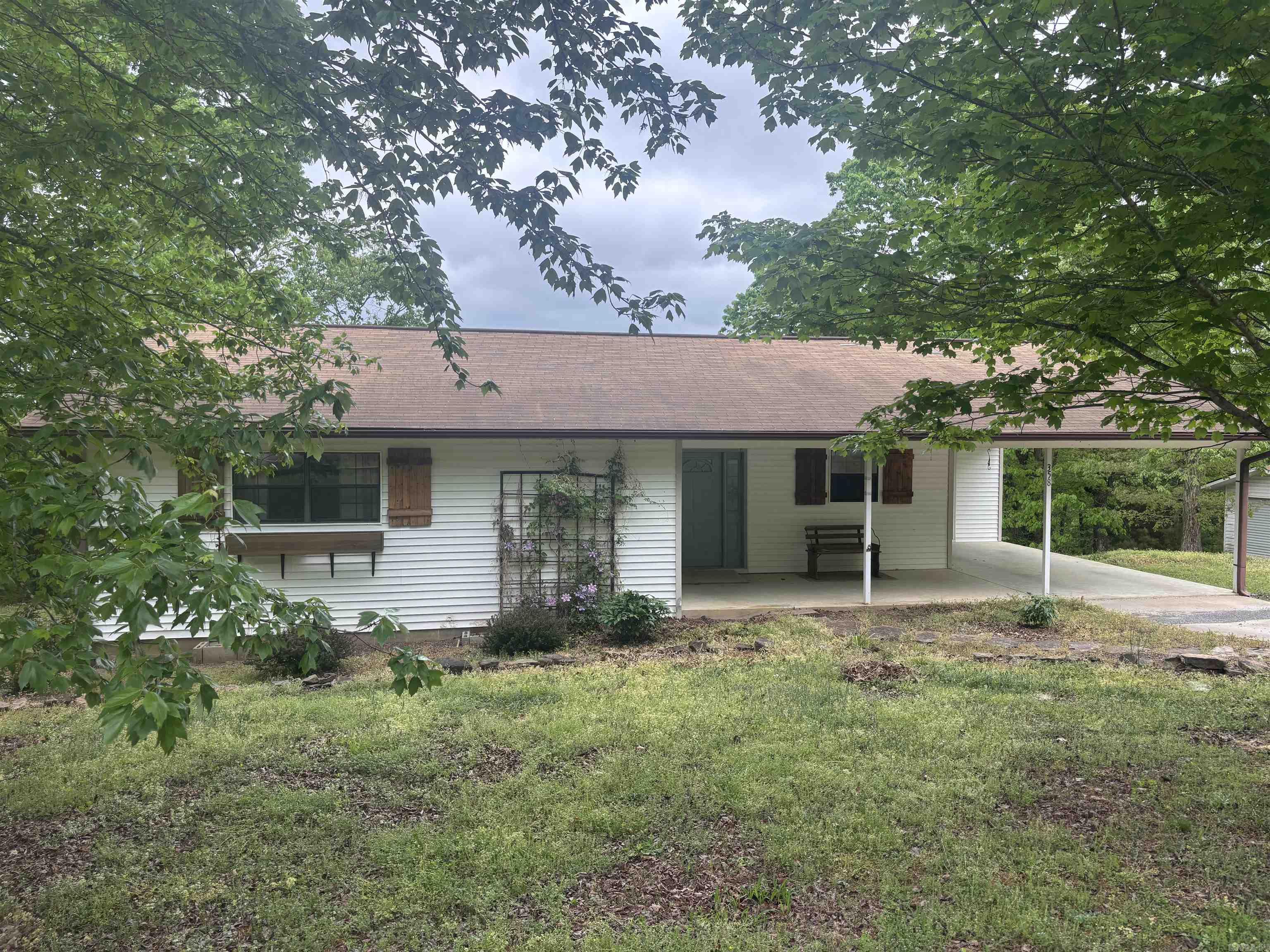 358 Radio Road  Clinton, AR