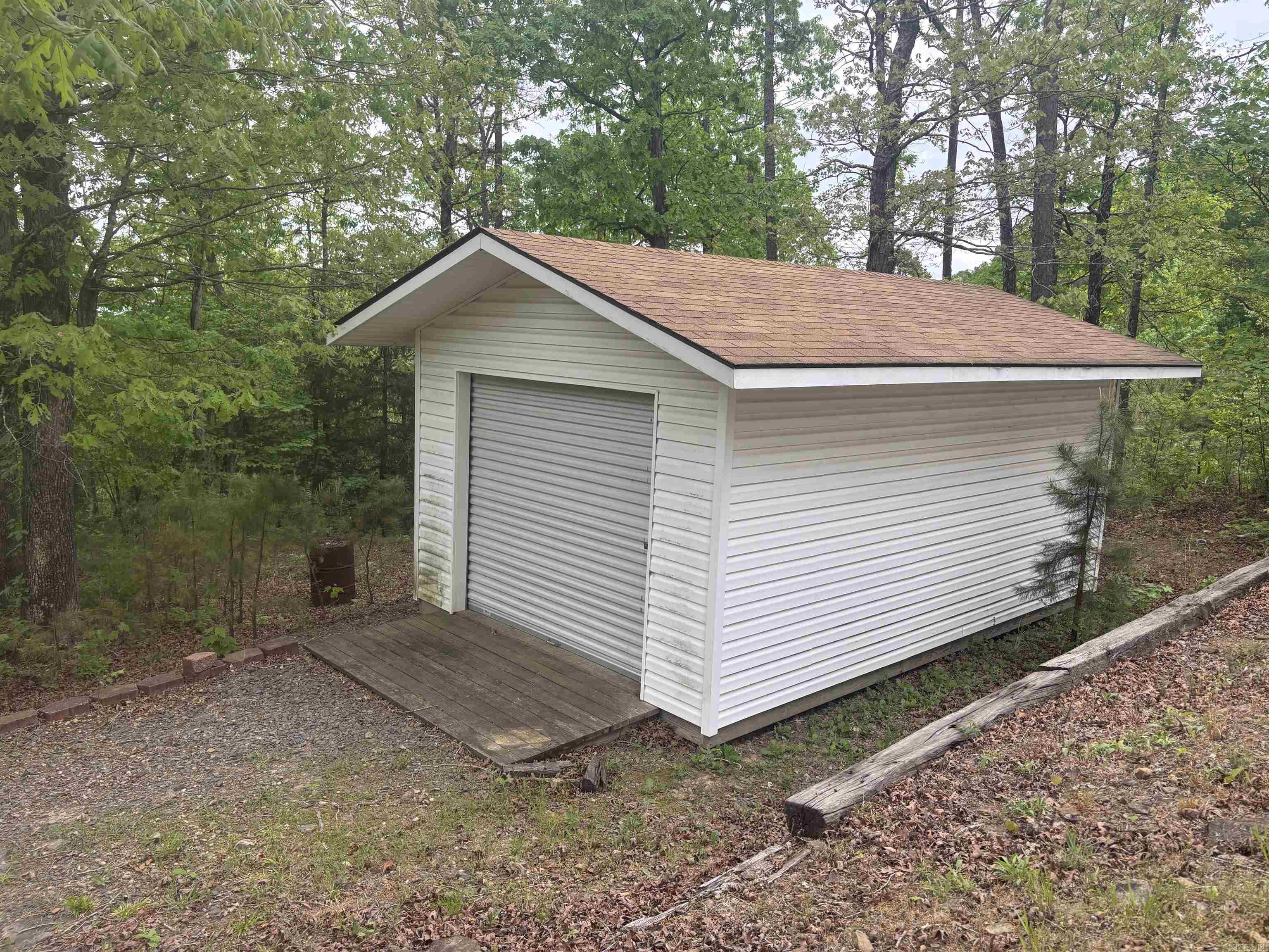 358 Radio Road  Clinton, AR