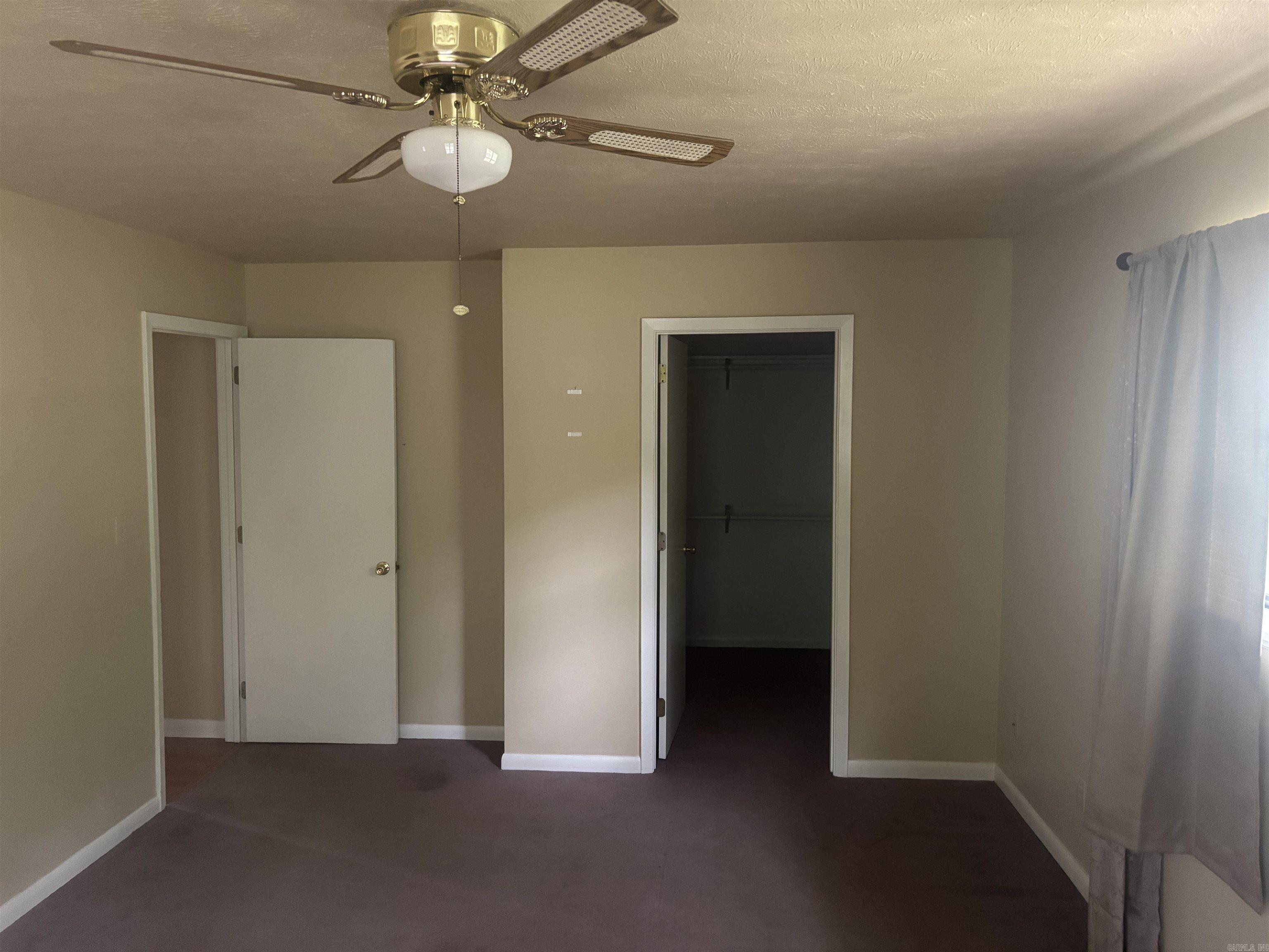 358 Radio Road  Clinton, AR