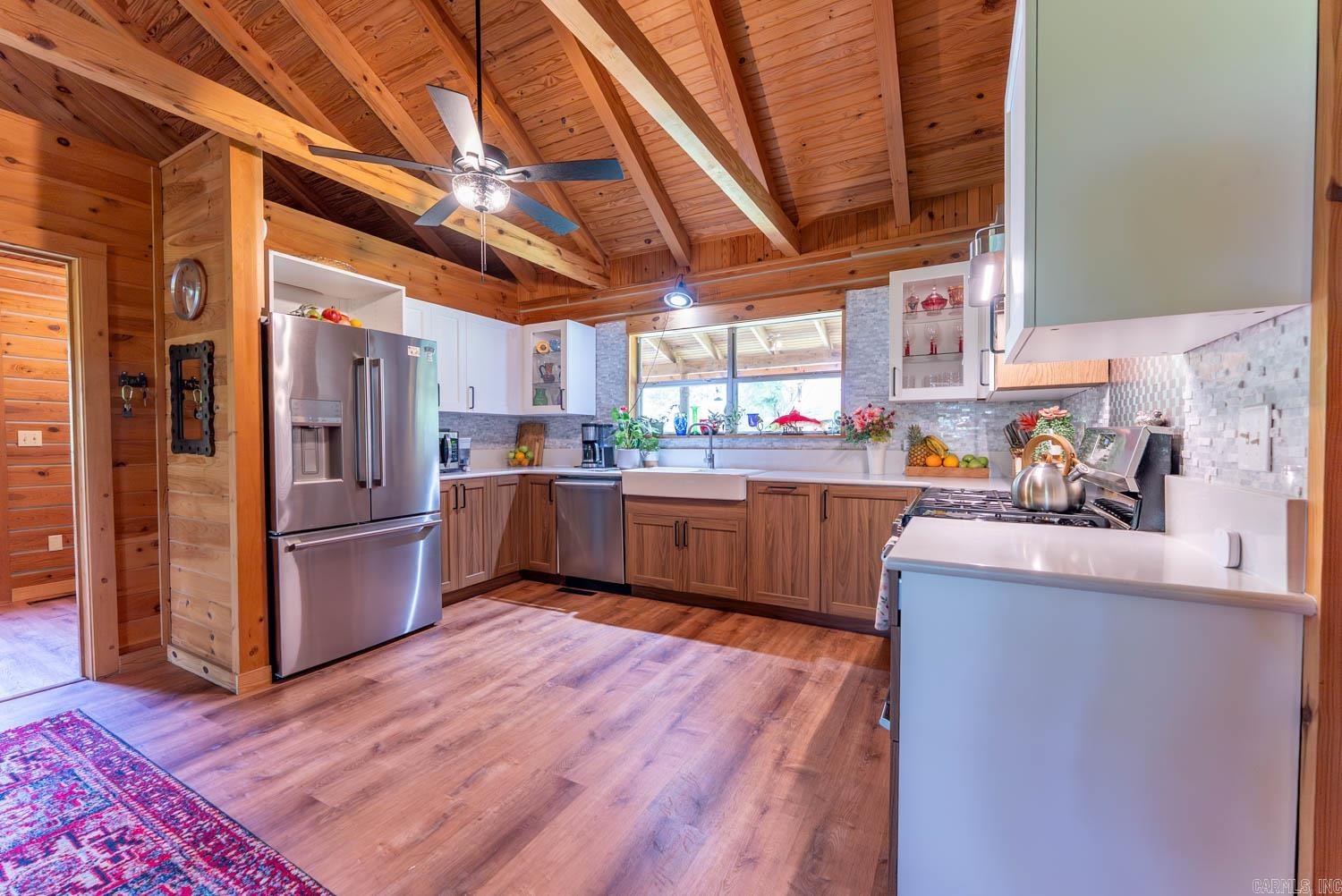 3804 MC 6074 Road  Flippin, AR