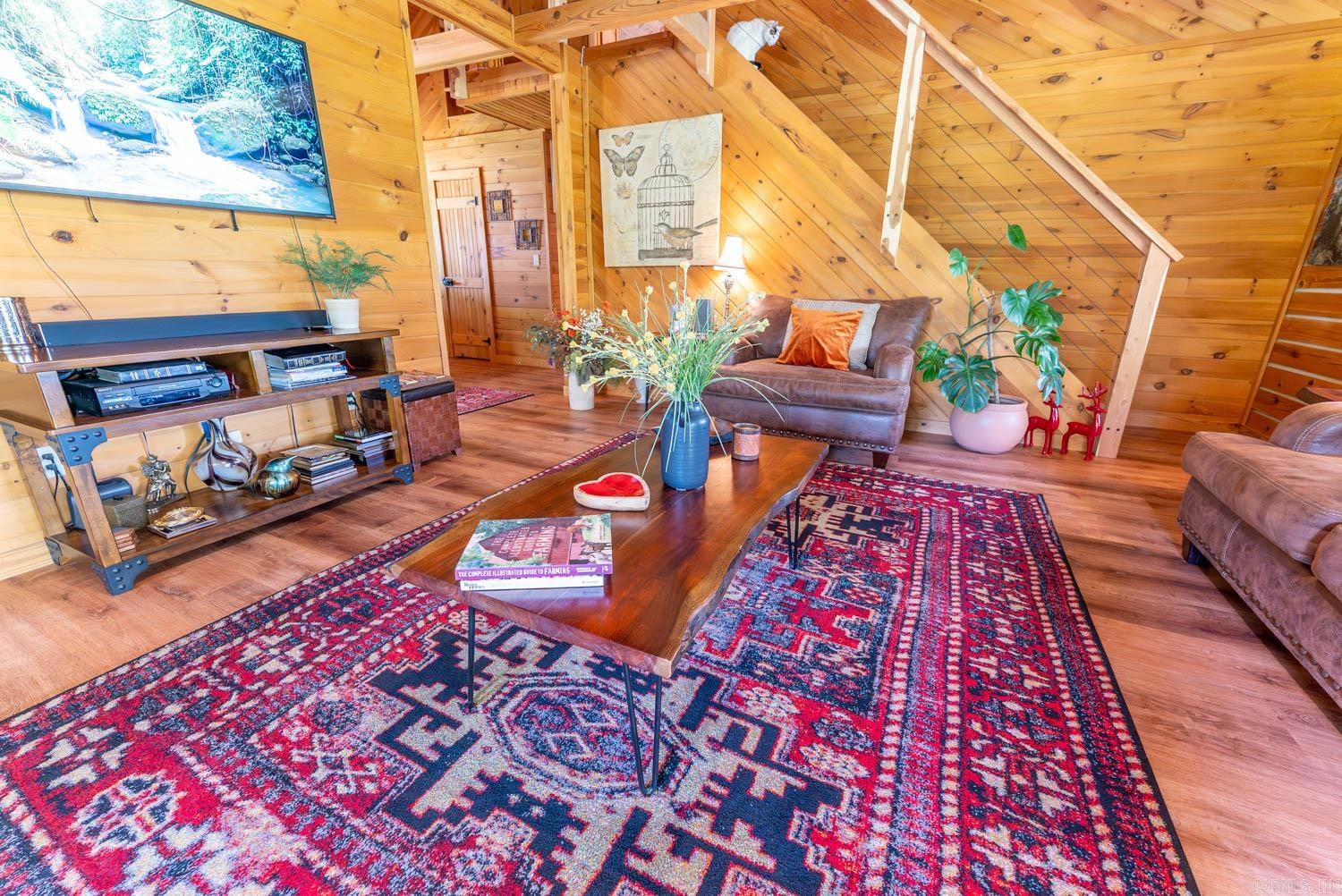 3804 MC 6074 Road  Flippin, AR