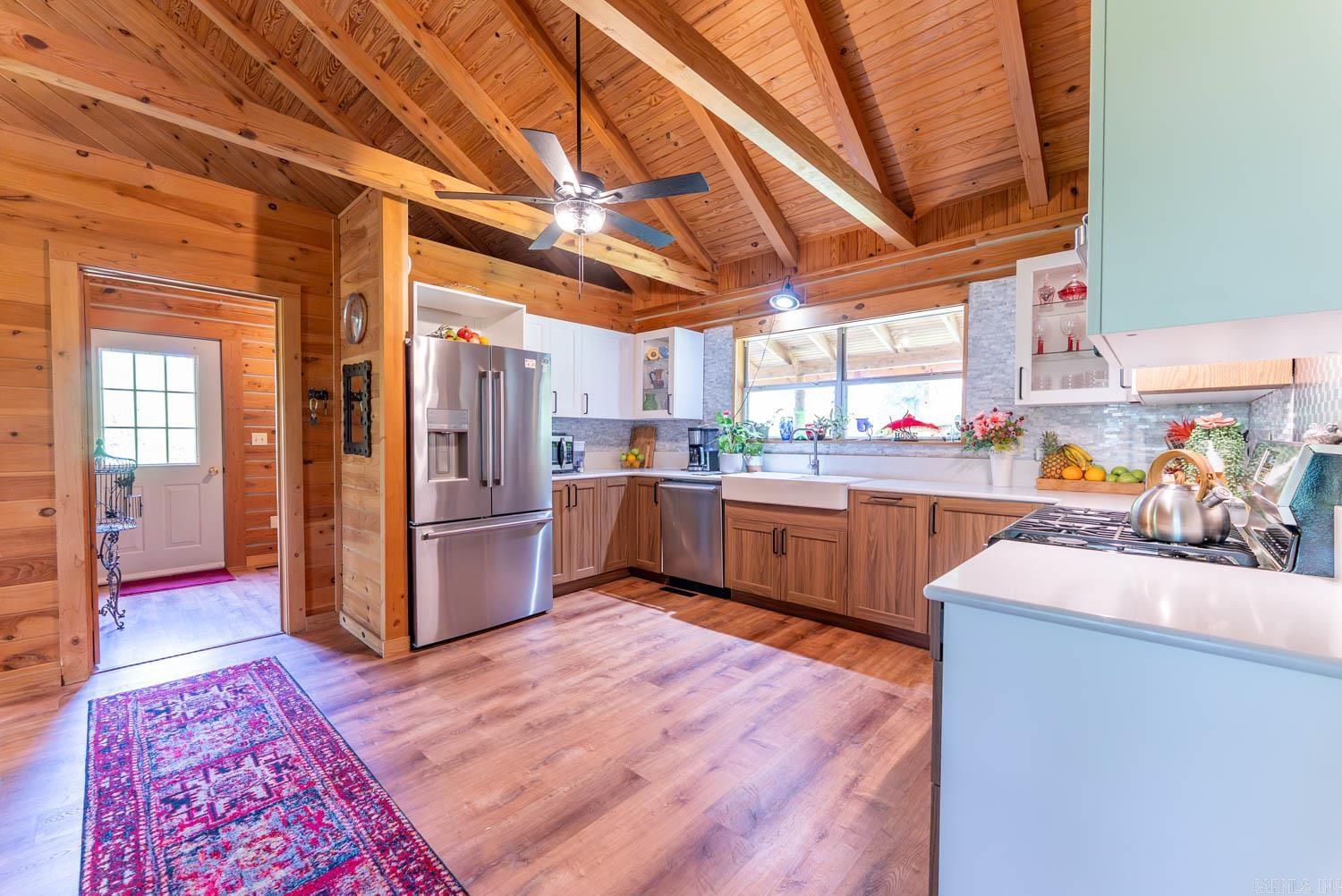 3804 MC 6074 Road  Flippin, AR