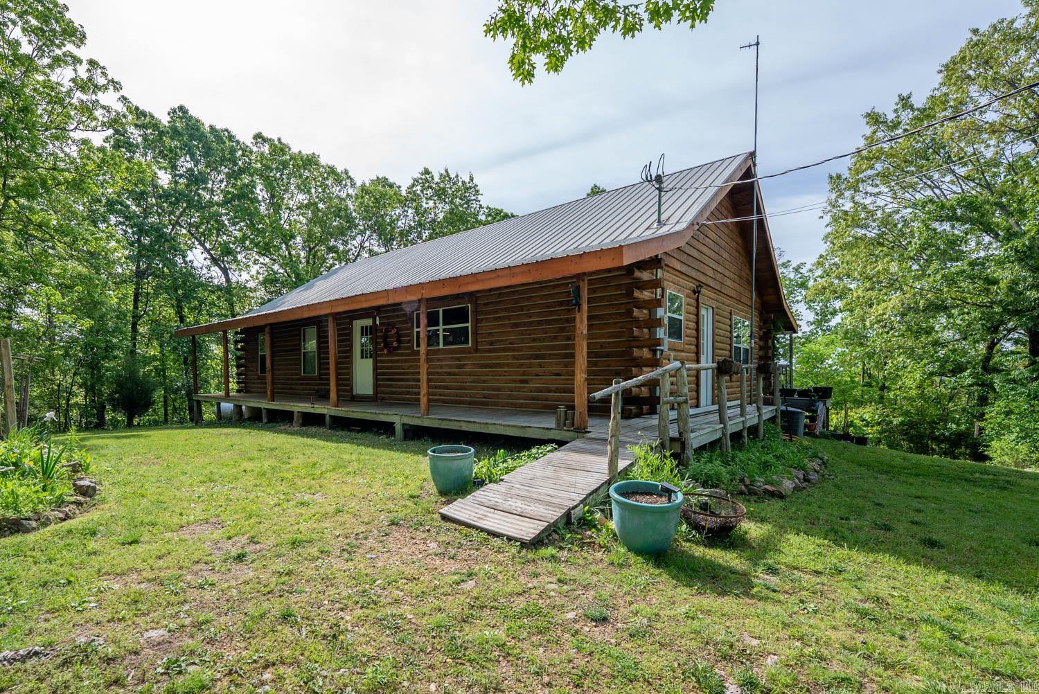 3804 MC 6074 Road  Flippin, AR