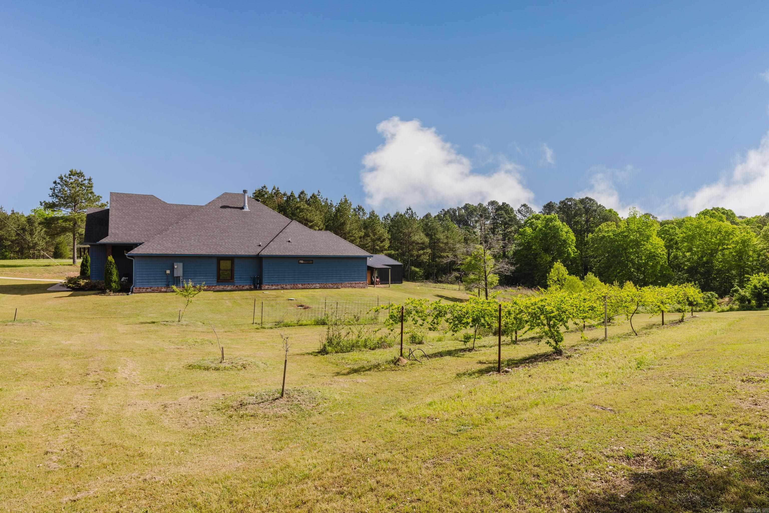 5950 Nickel Bill James Rd  Benton, AR