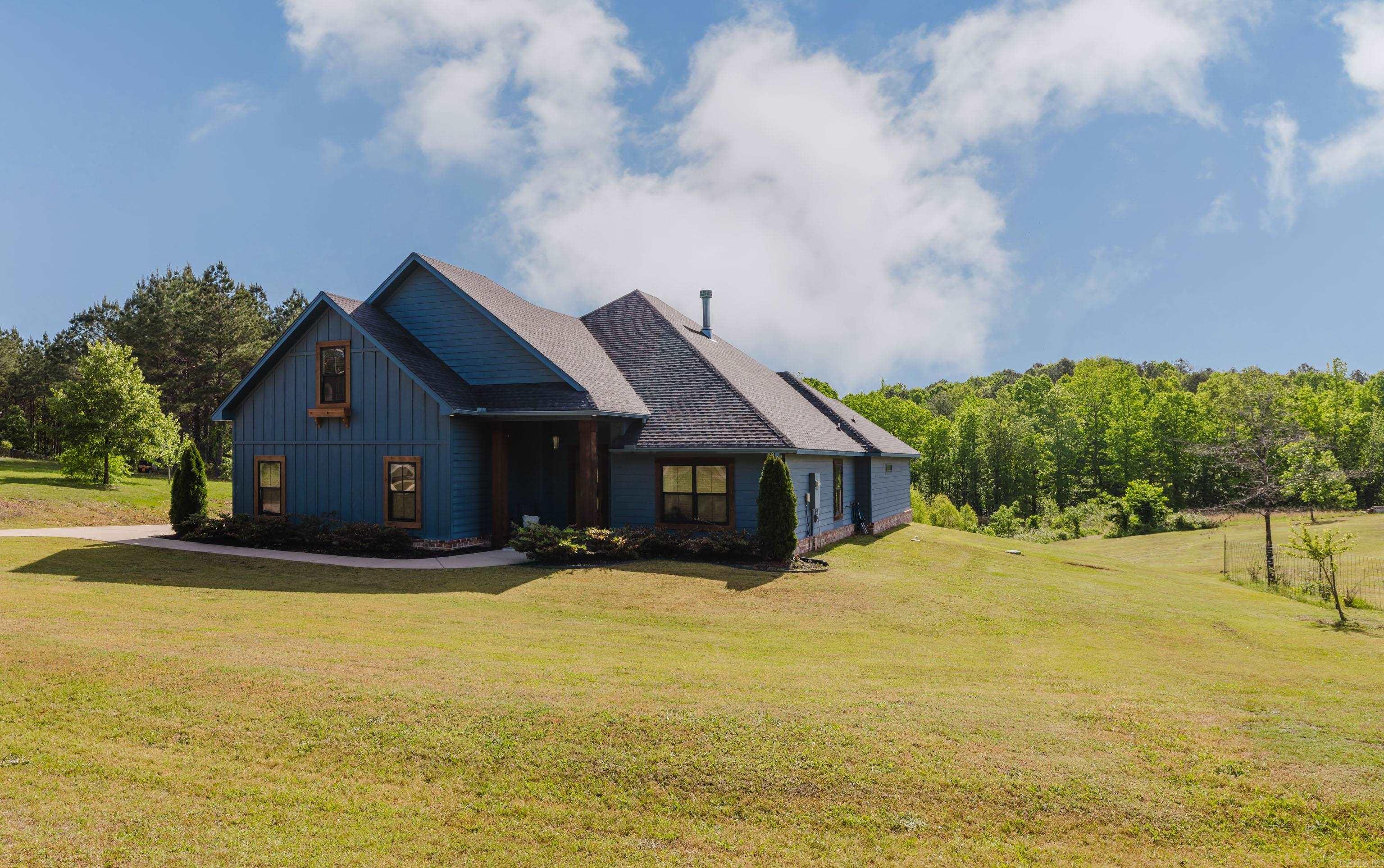 5950 Nickel Bill James Rd  Benton, AR