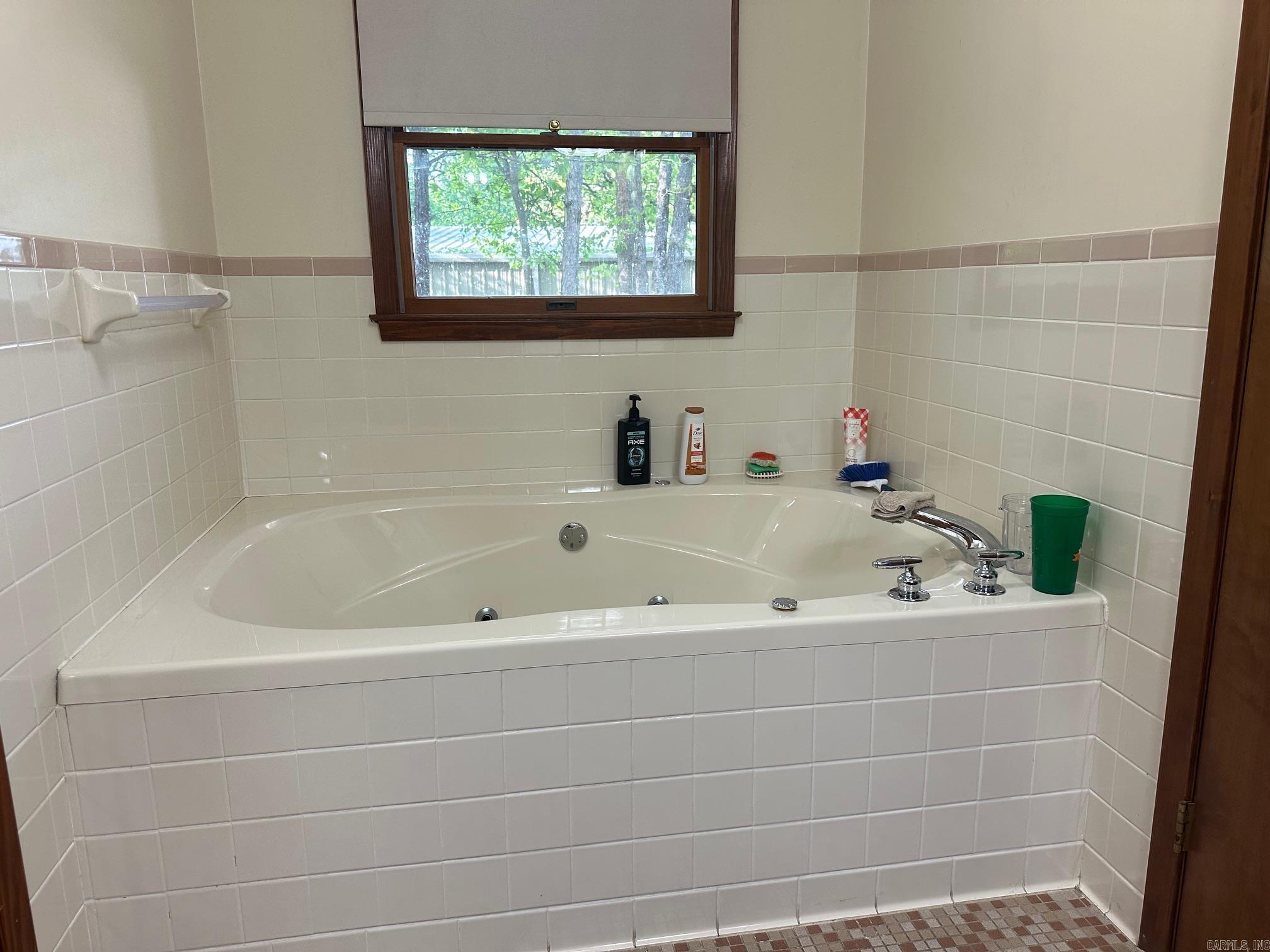 13160 N Heber Springs  Locust Grove, AR